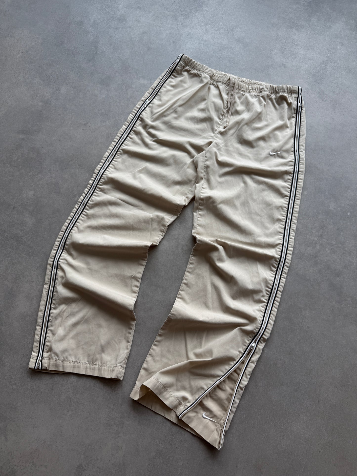 Nike 2000s ženska baggy šuškava trenekra (M)