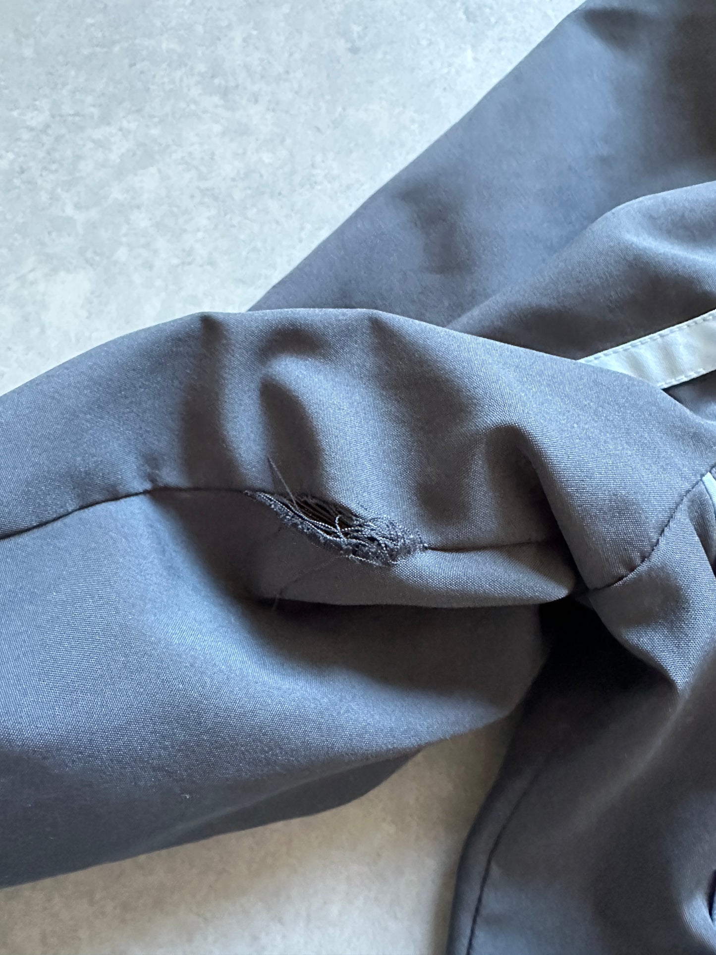 Nike 2000s ženska šuškava dukserica (L)