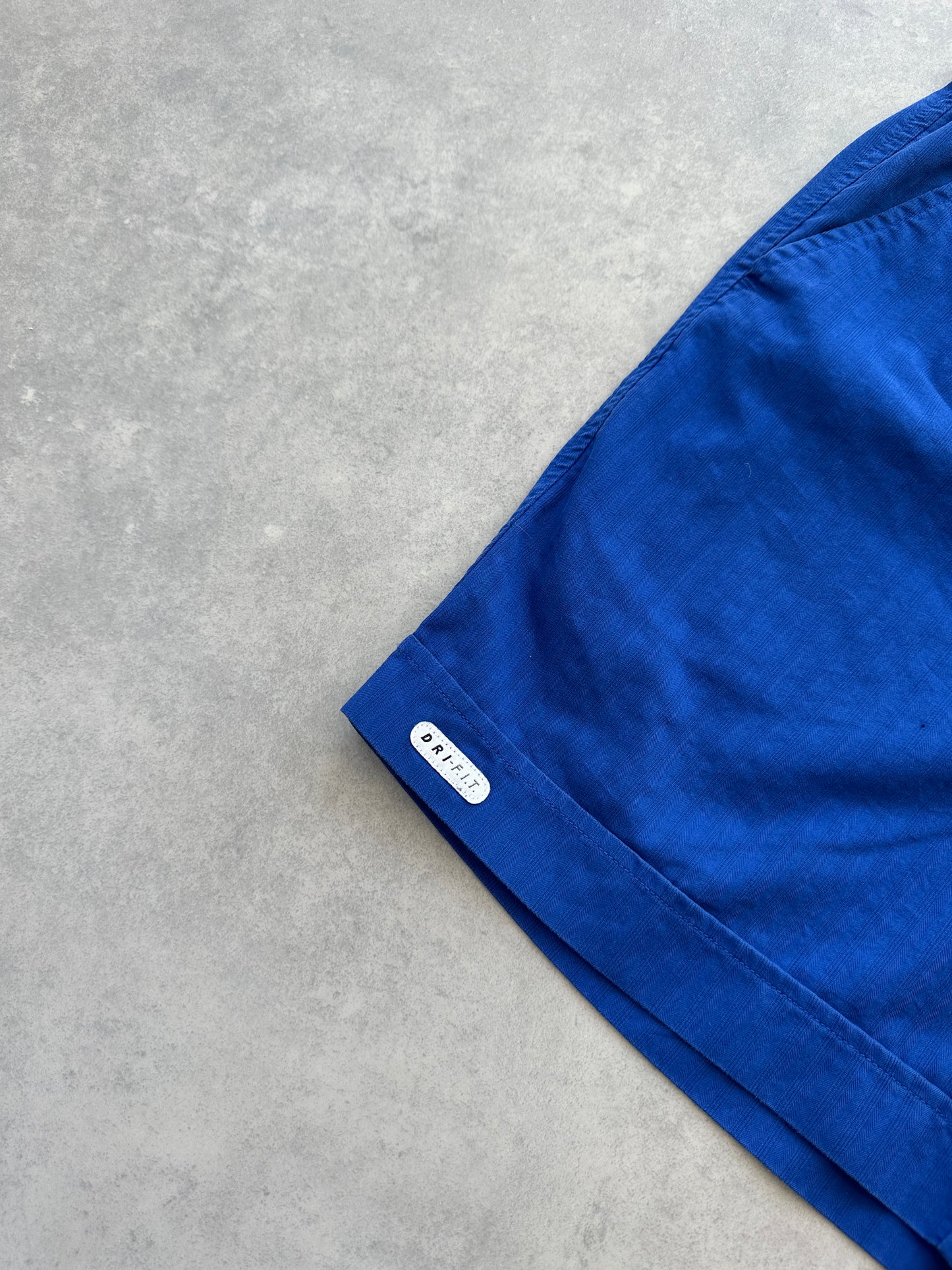Nike Dri Fit 2000s muški plavi šorc (S)