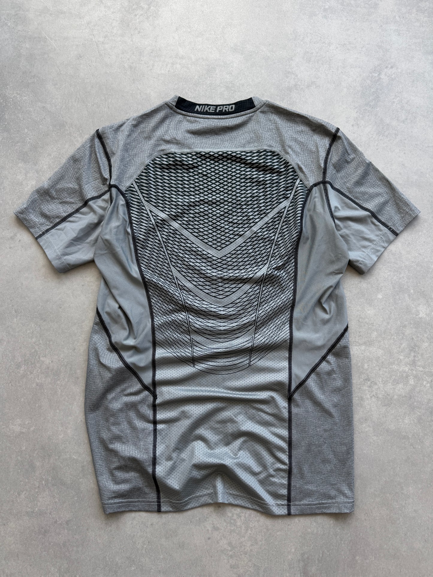 Nike Pro Combat muška siva kompresiona majica (M)