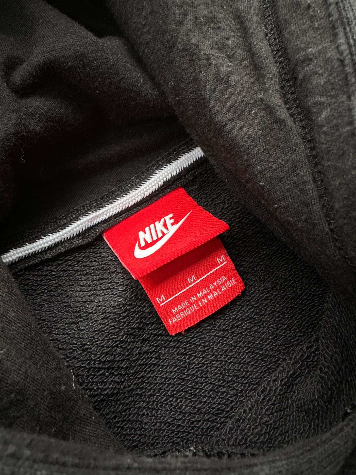 Nike basic crna muška dukserica (M)