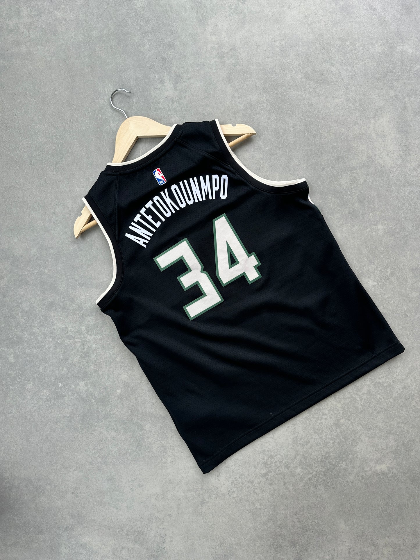 Jordan x Milwaukee Bucks Antetokounmpo djeciji kosarkaski dres (L)