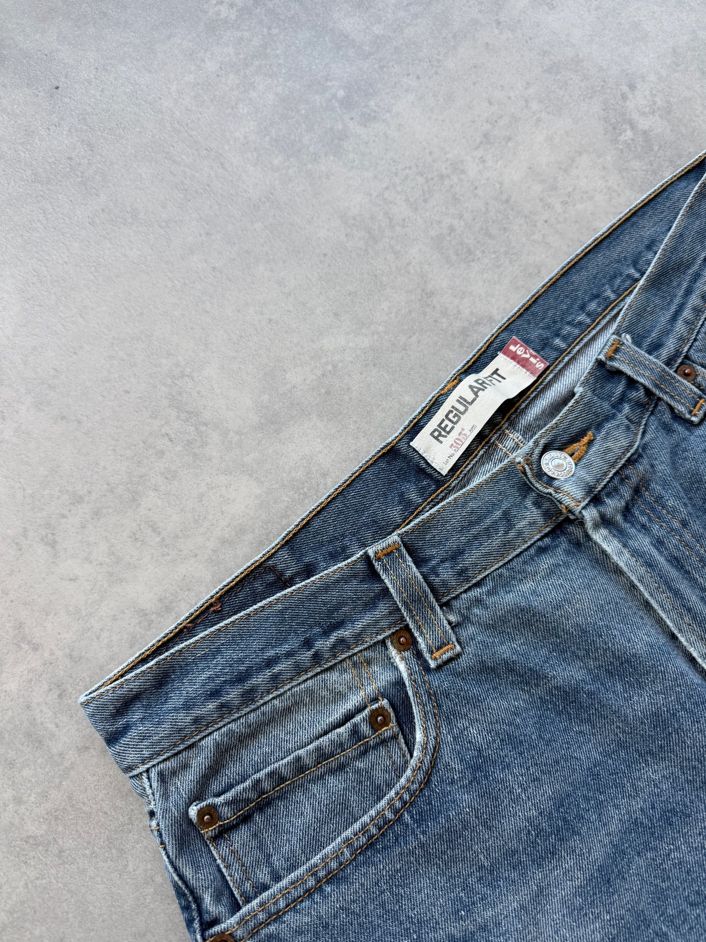 Levis 505 muške retro farmerke (36x30)