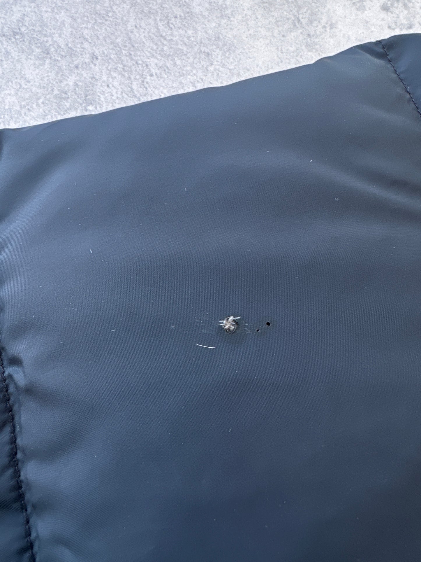 Levis muška crna puffer jakna (XXL)