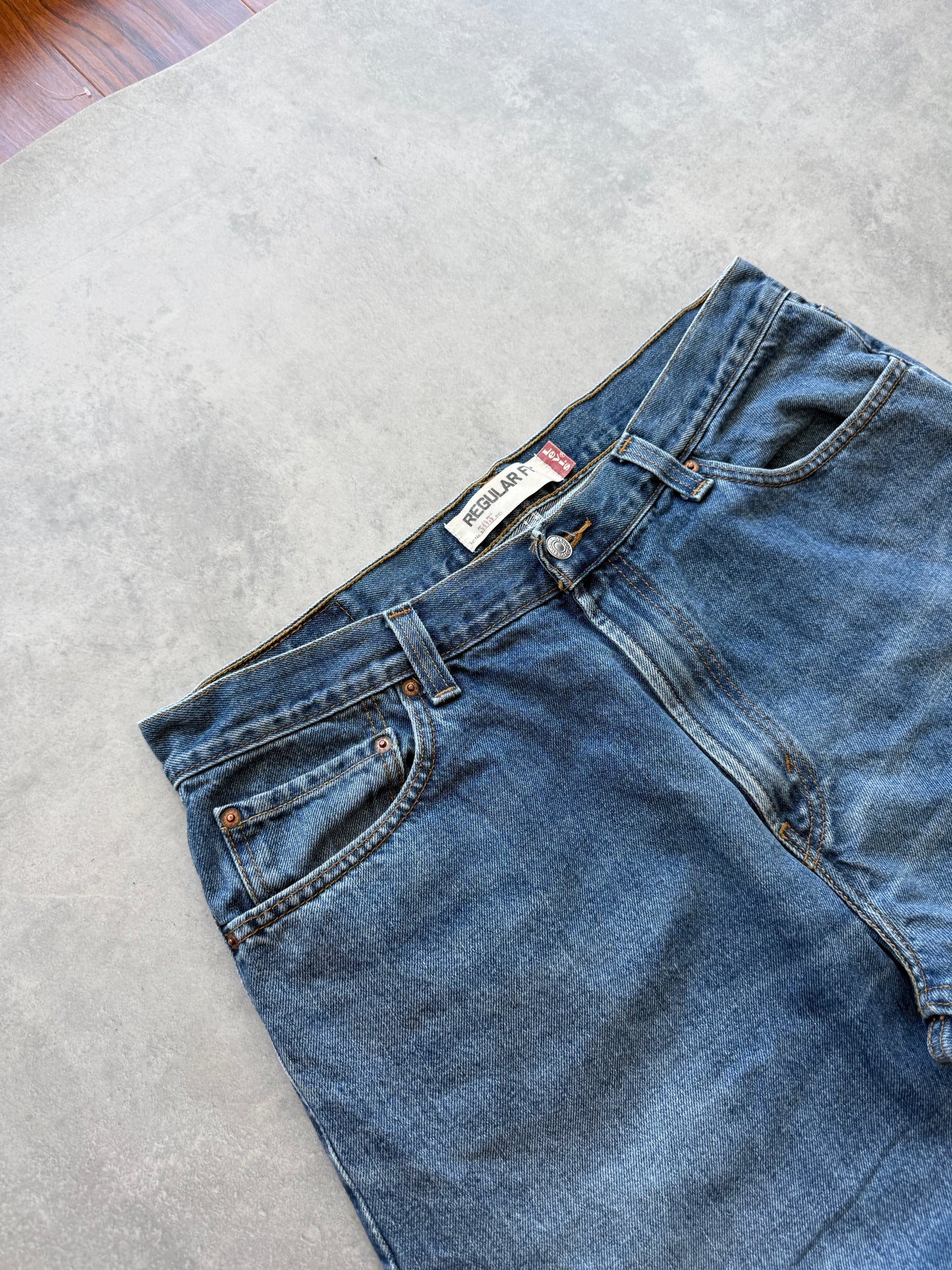 Levis 505 muške relaxed fit farmerke (36x36)