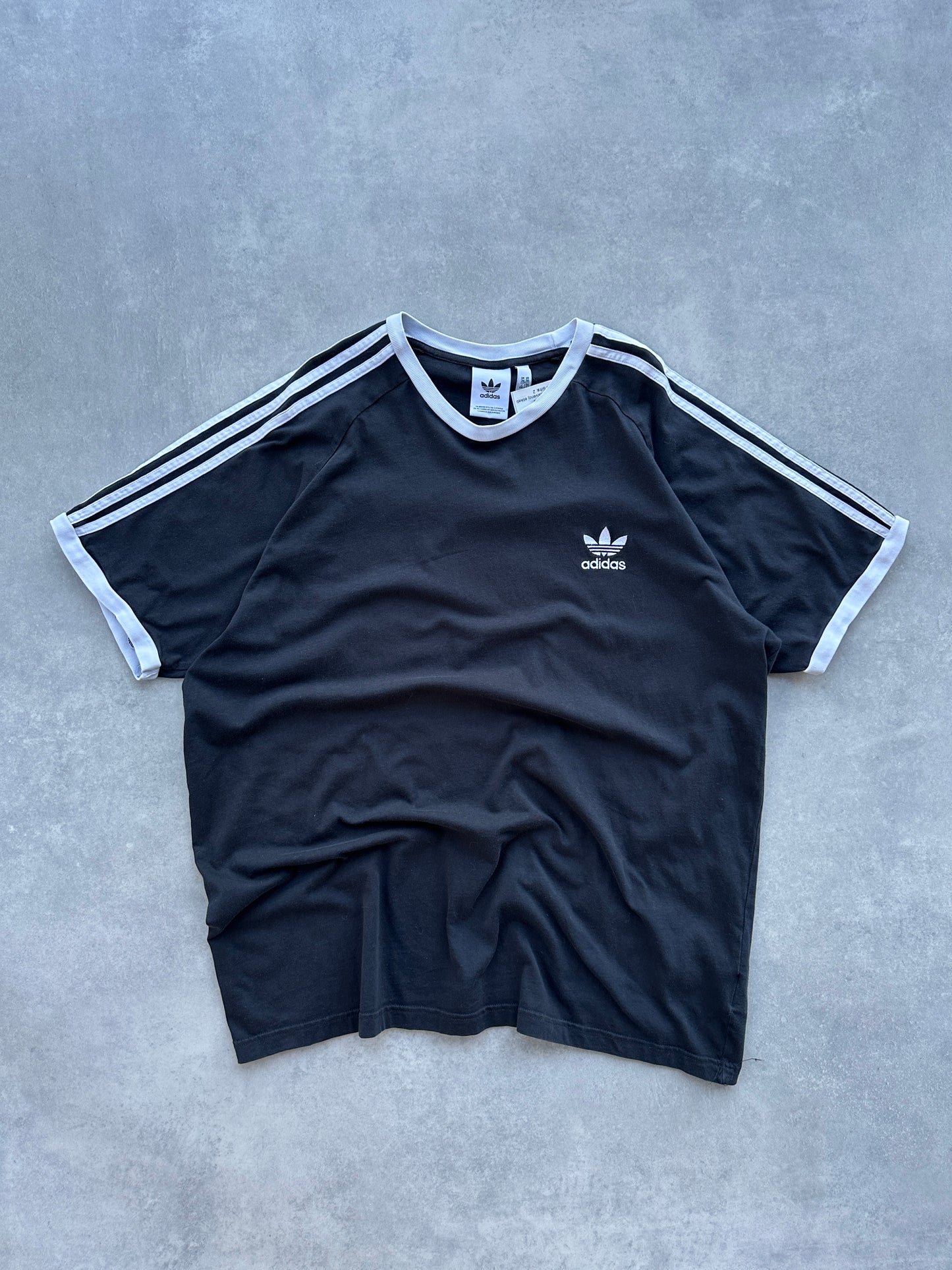 Adidas muška crna majica (XXL)