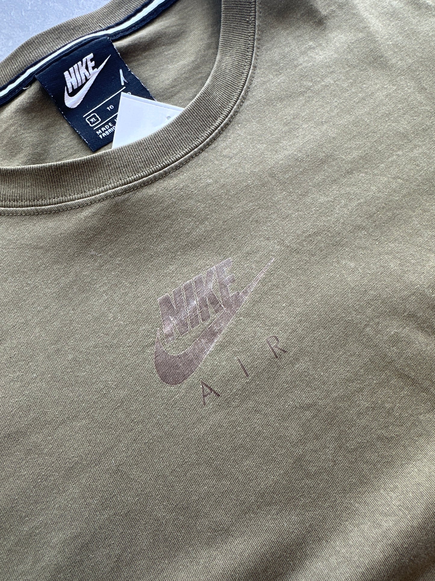 Nike Air ženska crop top majica (XL)