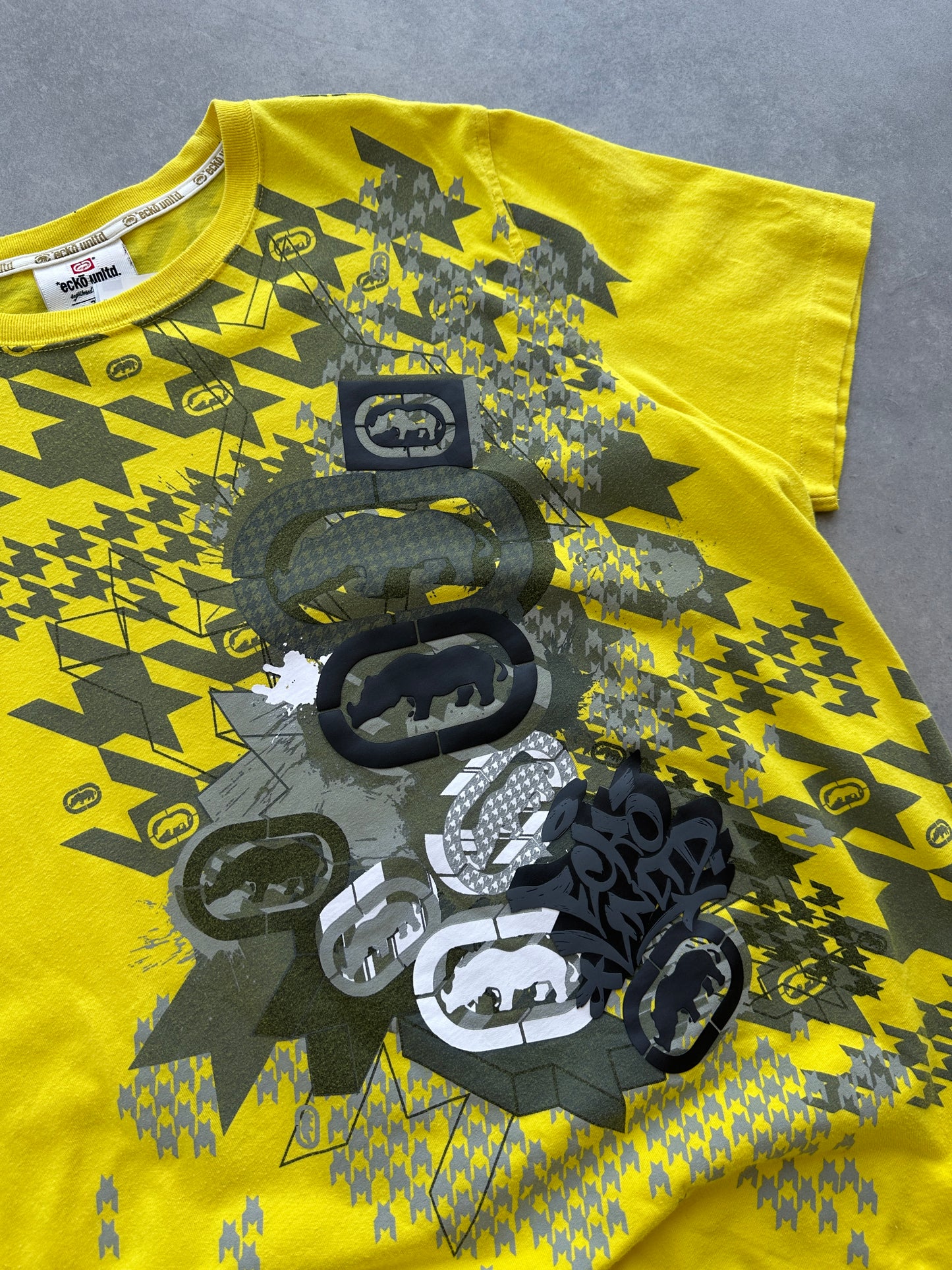 Ecko Unltd 2000s muška majica (XXL)