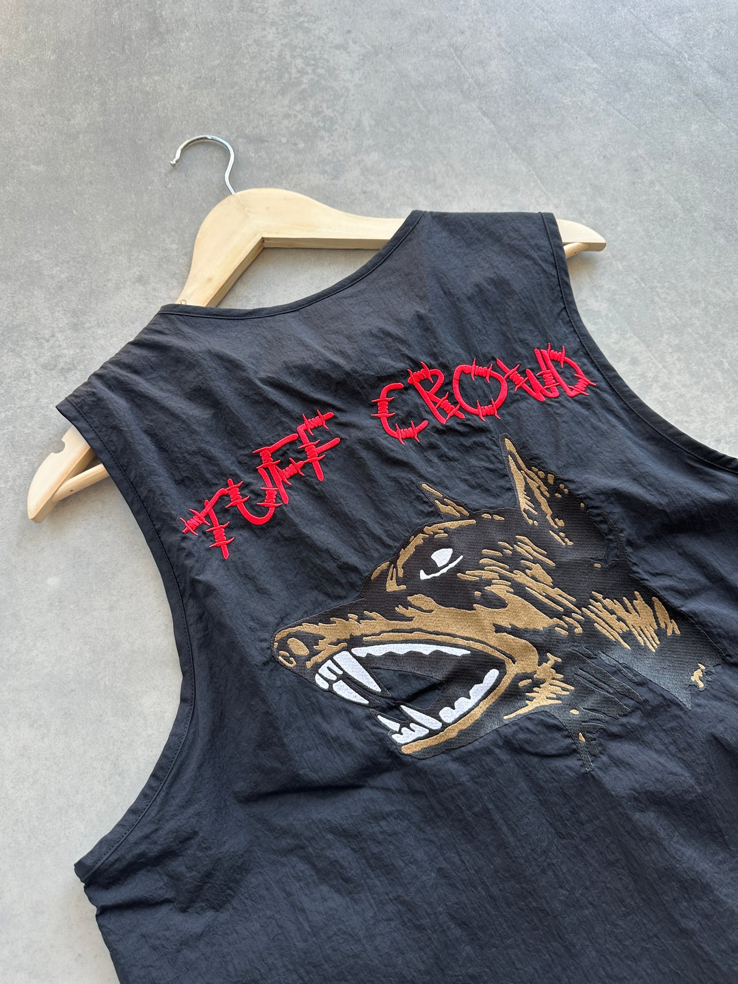 Under Armour x Tuff Crowd muški sportski prsluk (S)