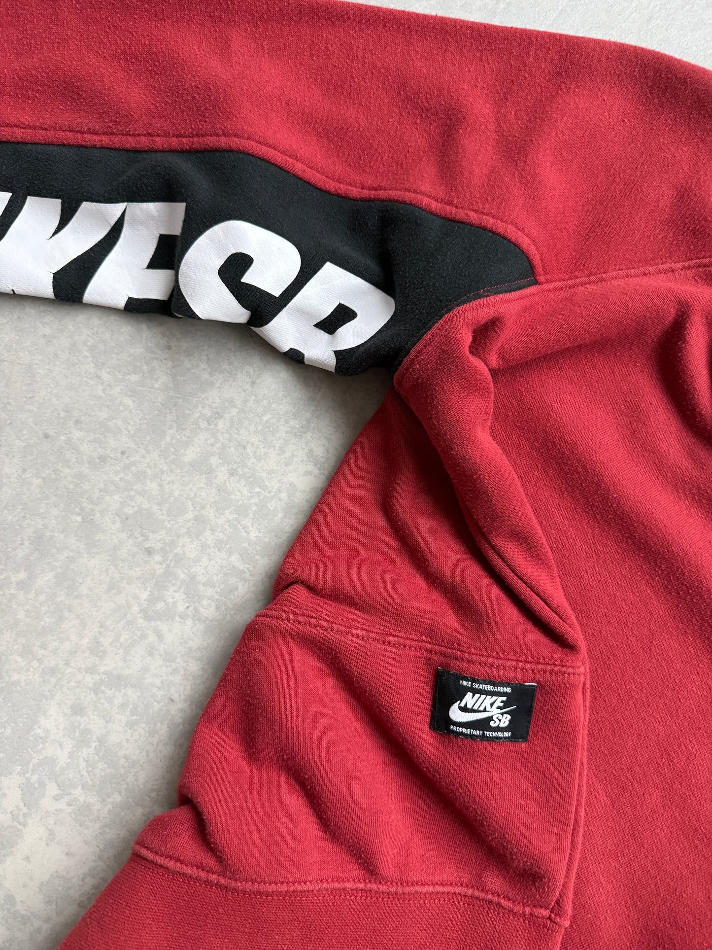 Nike SB ženska crvena dukserica (XXS)