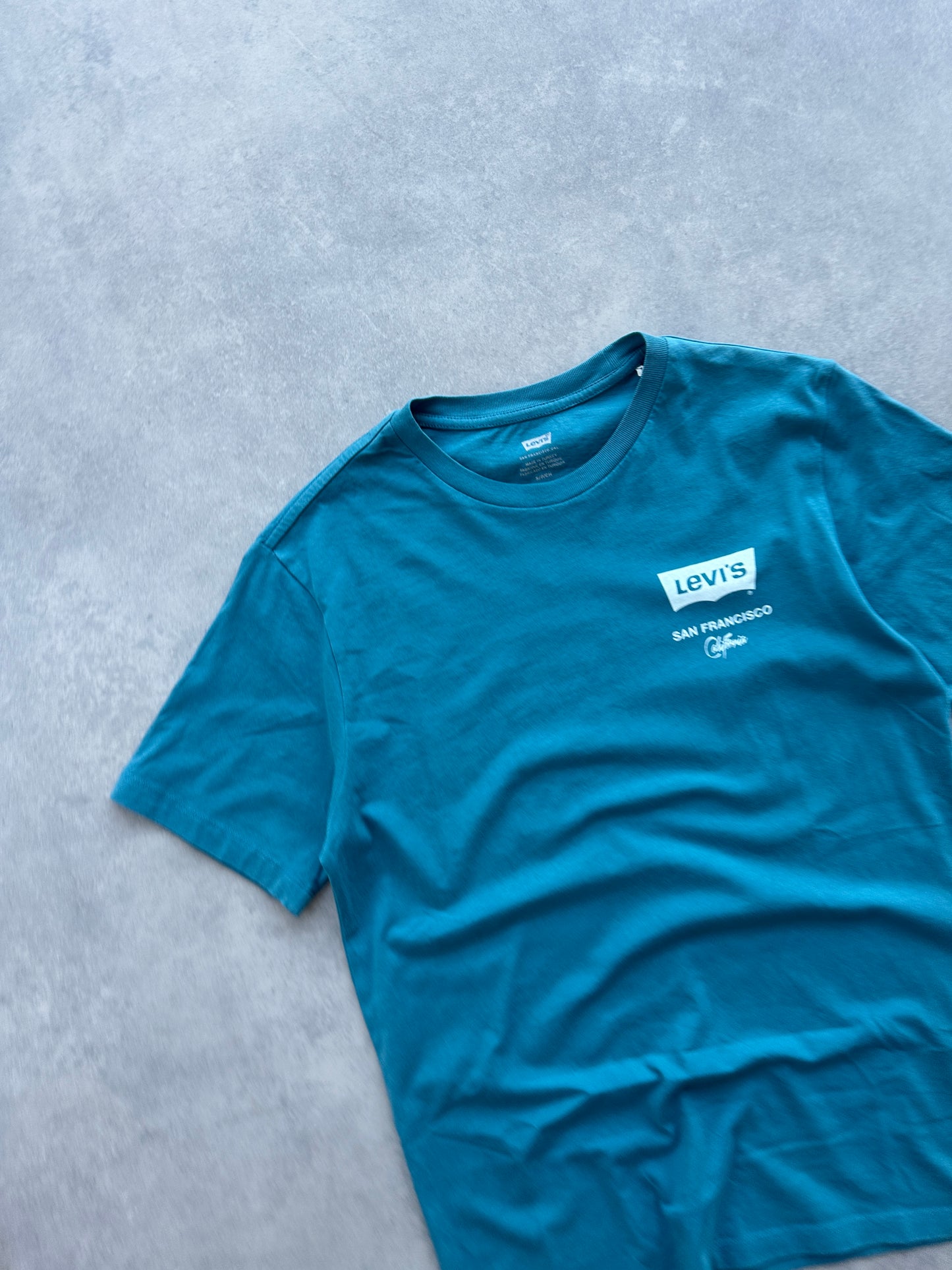 Levis muška basic plava majica (S)