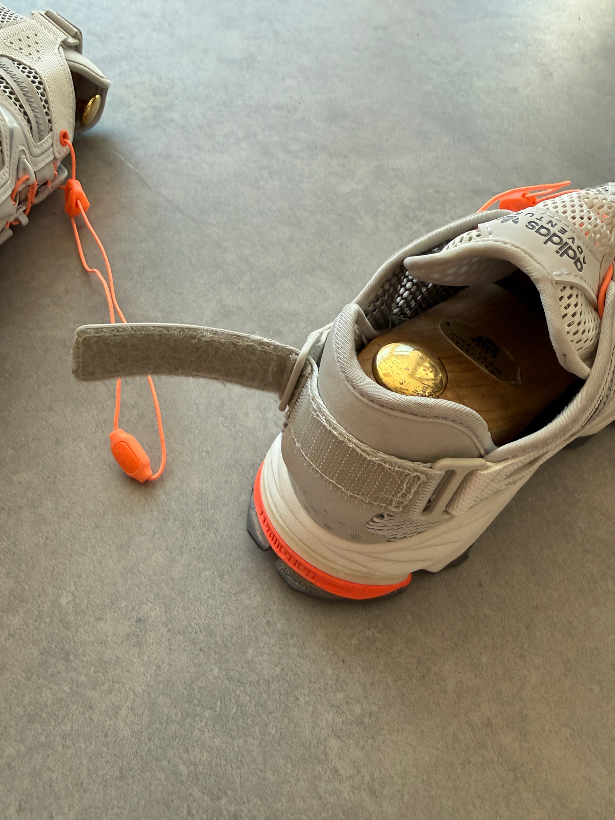 Adidas Adventure Hyperturf muške patike (43 1/3)