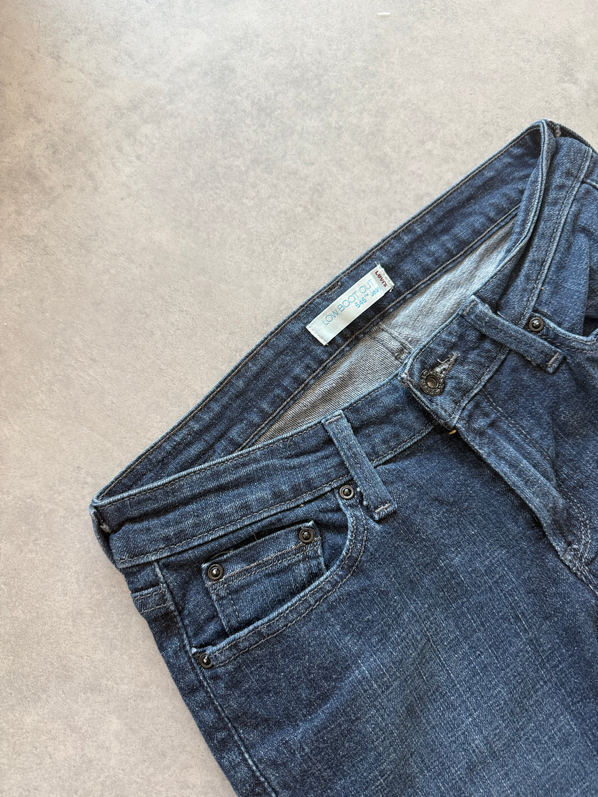 Levis 545 ženske low rise bootcut farmerke (M)
