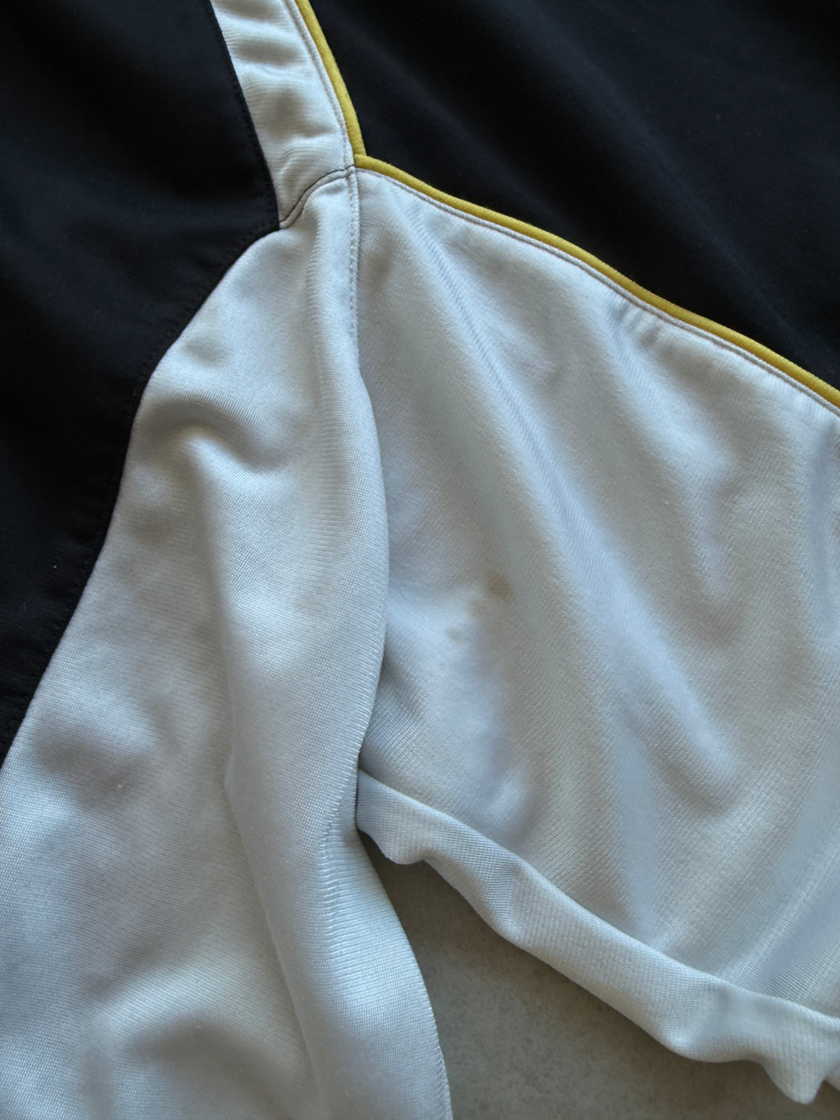 Adidas retro muška crna dukserica (L)