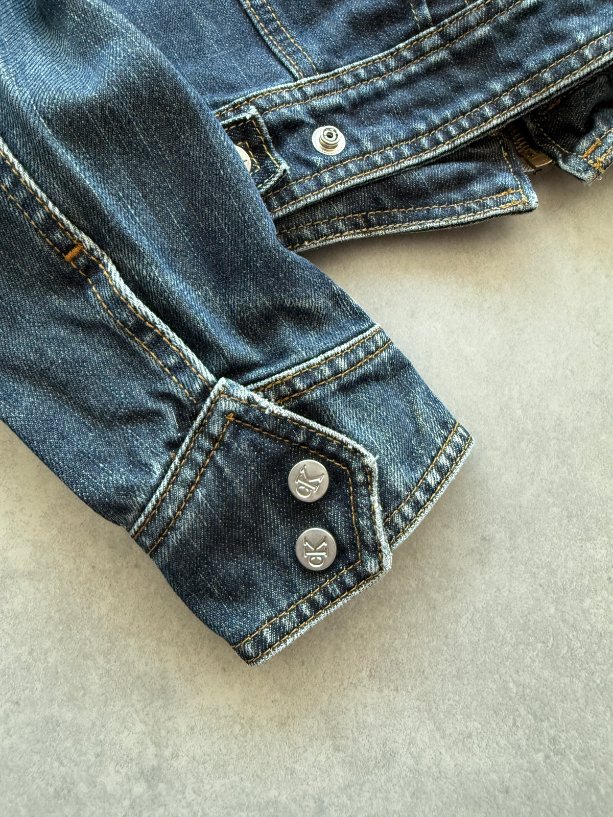 Calvin Klein Y2K ženska slim fit teksas jakna (M)