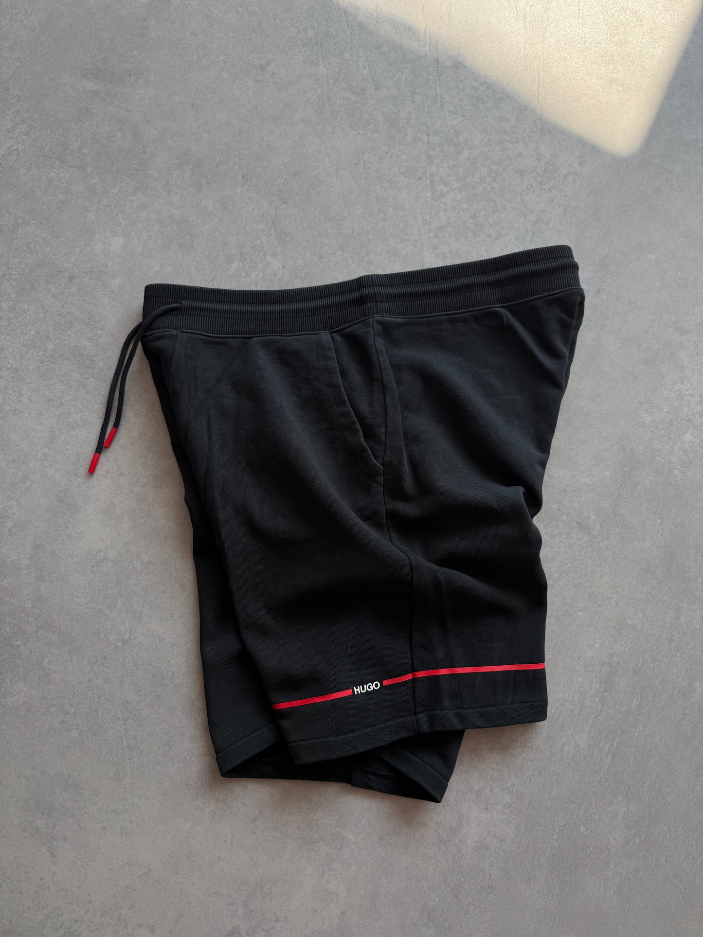 Hugo Boss muški crni šorc (L)
