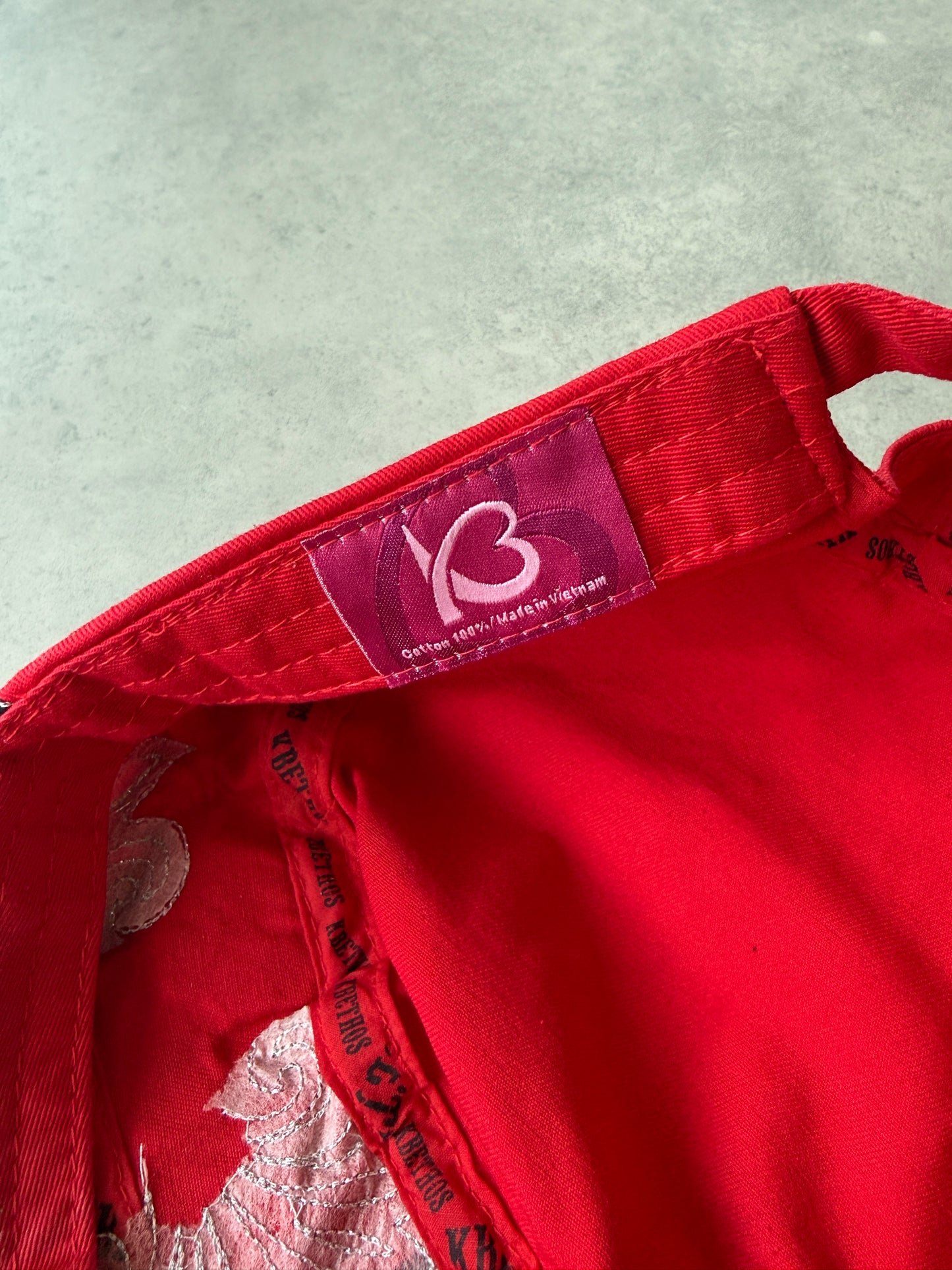 Kbethos Y2K ženski kačket (OS)