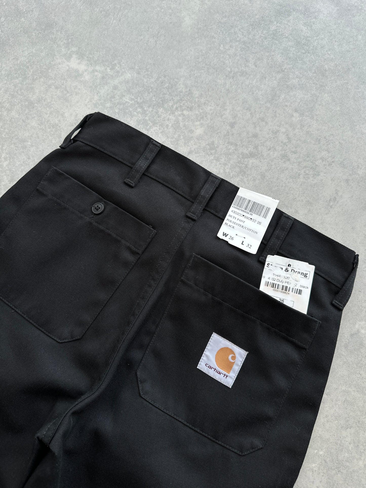 Carhartt ženski crni šorc (26)