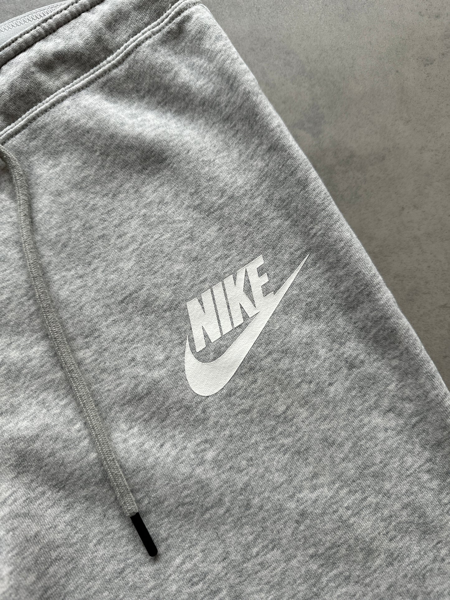 Nike ženska basic siva trenerka (S)