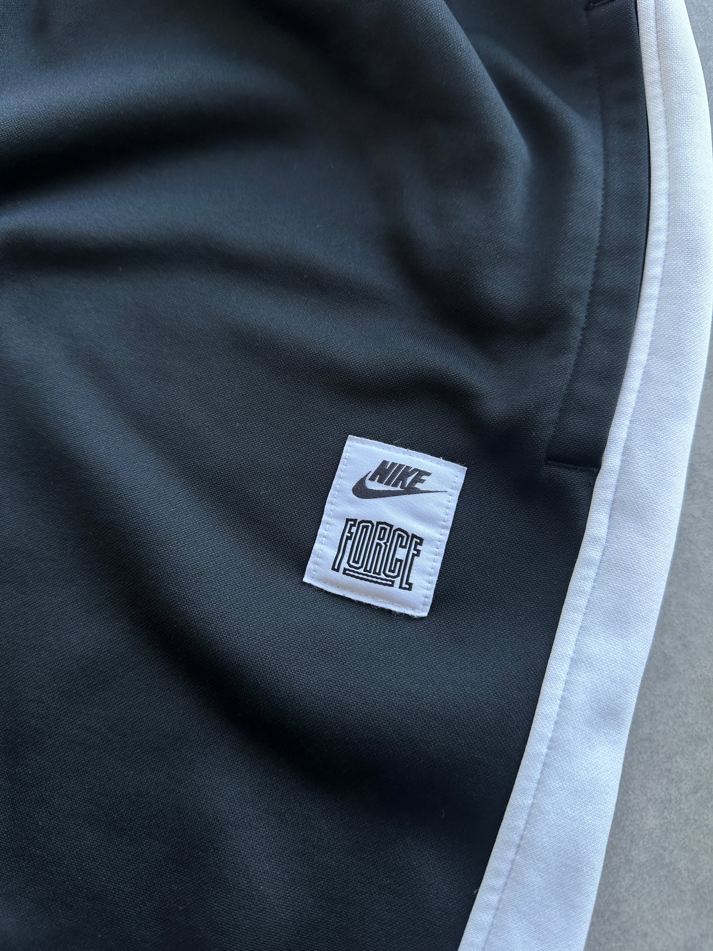 Nike Air Force muška baggy trenerka (XL)