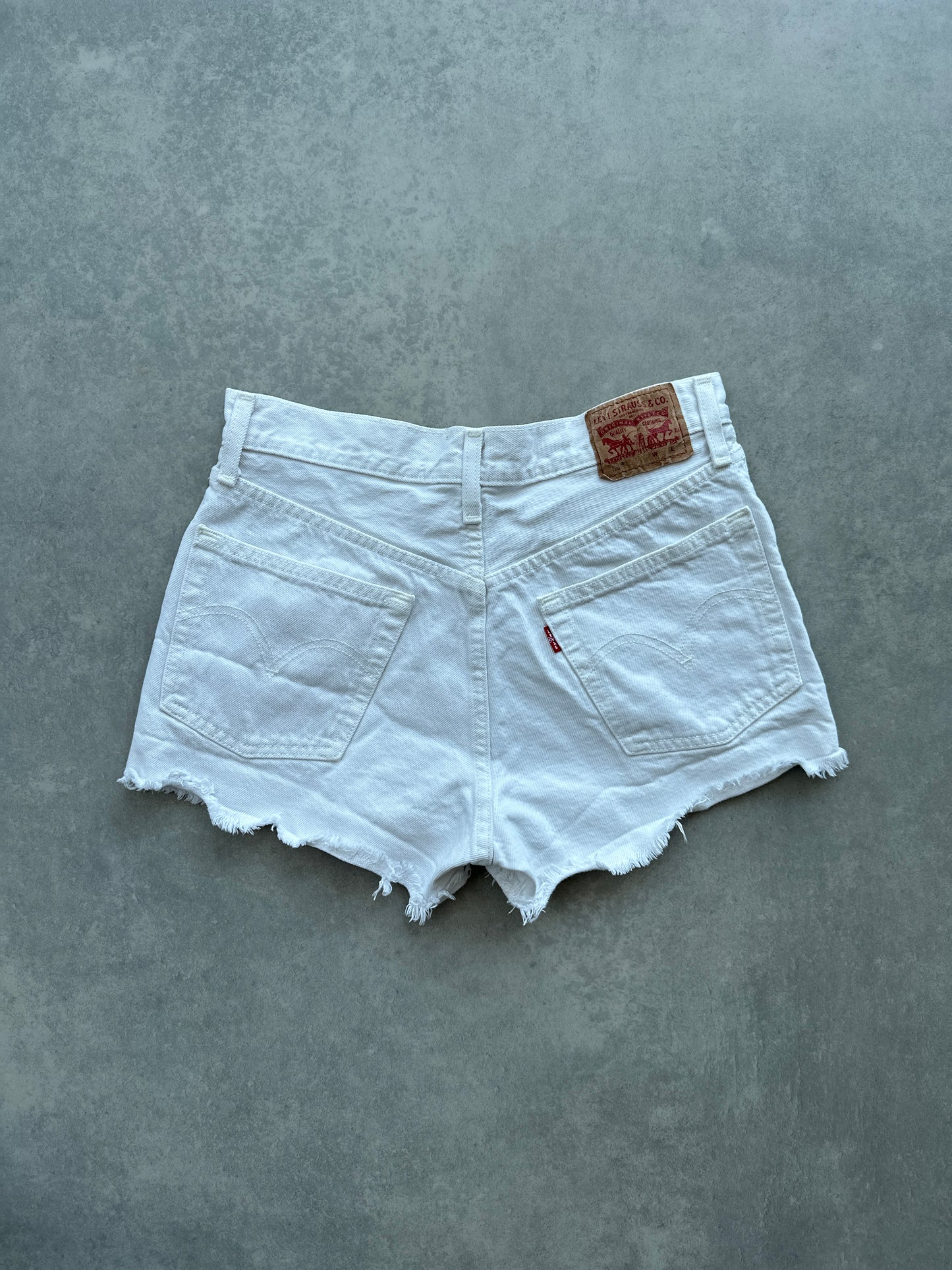 Levis ženski teksas šorc (26)