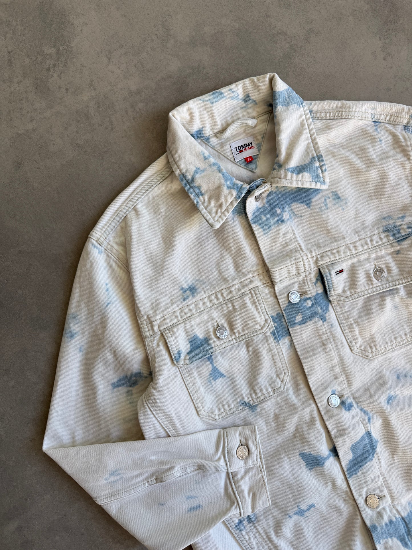 Tommy Jeans muška proljetna teksas jakna (M)