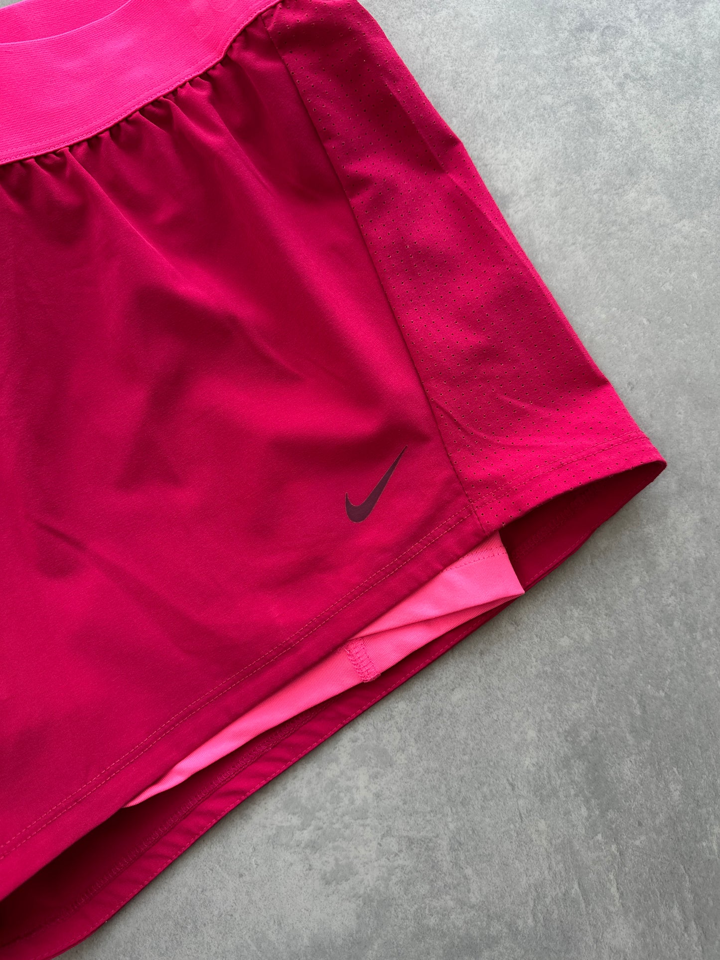 Nike Dri Fit ženski sportski šorc (L)