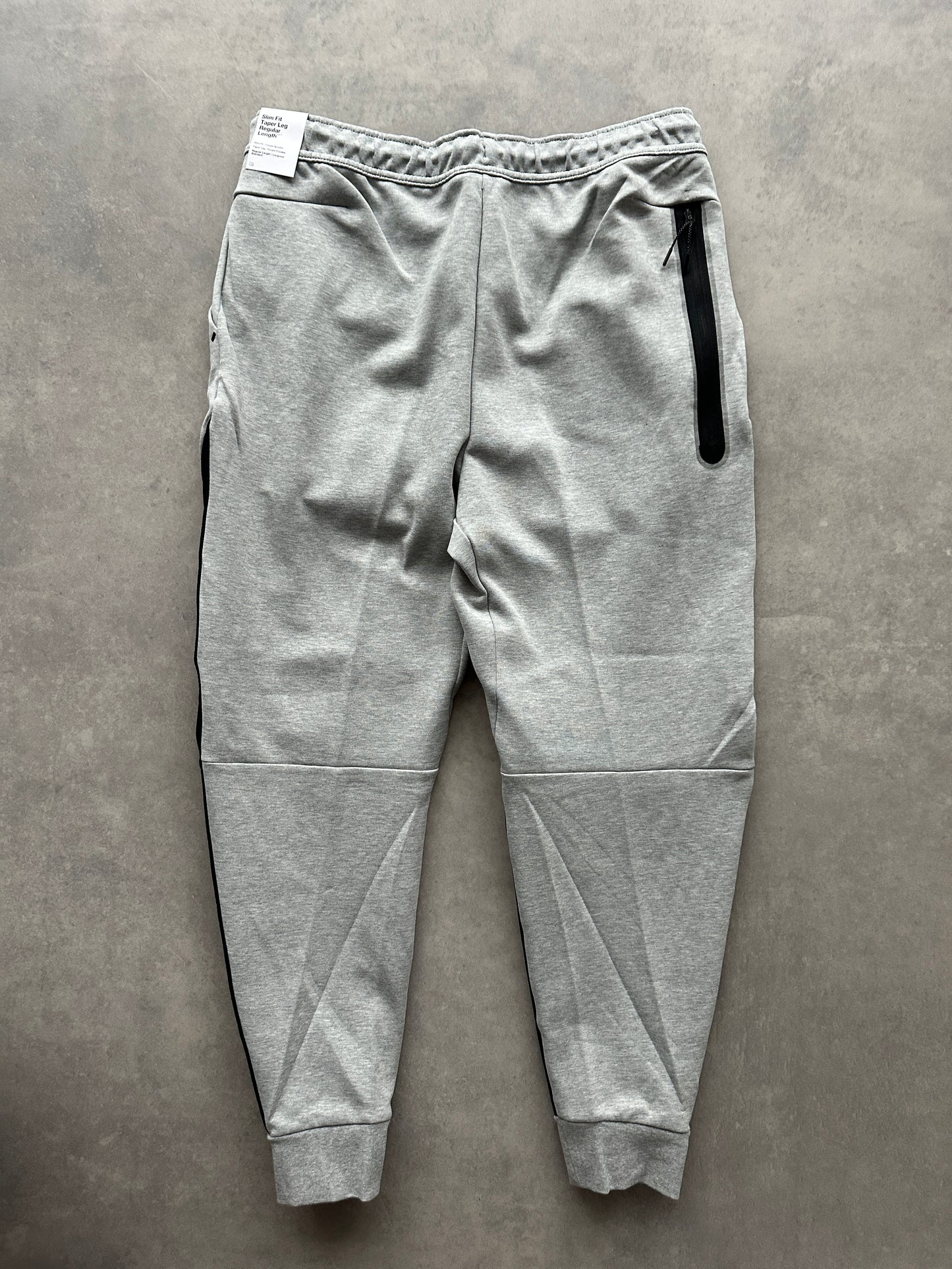 Nike Tech Fleece Hybrid muška siva trenerka (L, XL)