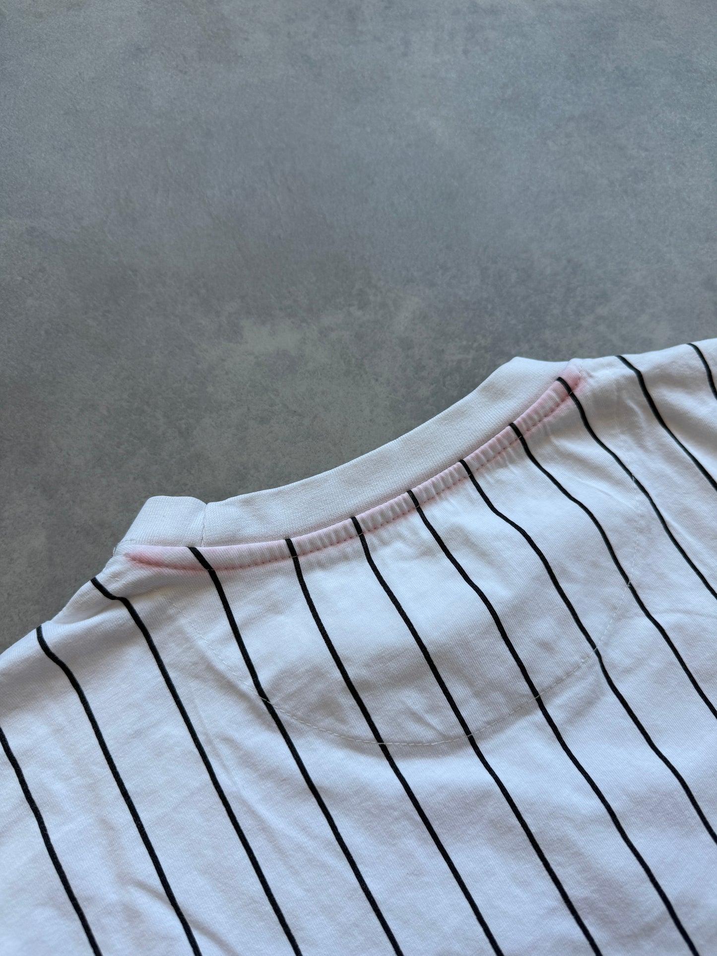 Karl Kani muška bijela prugasta oversized majica (M)