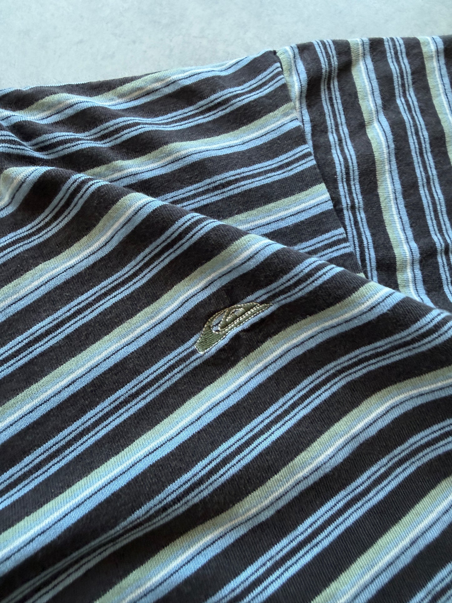 Quiksilver vintage 90s ženska boxy fit majica (L)