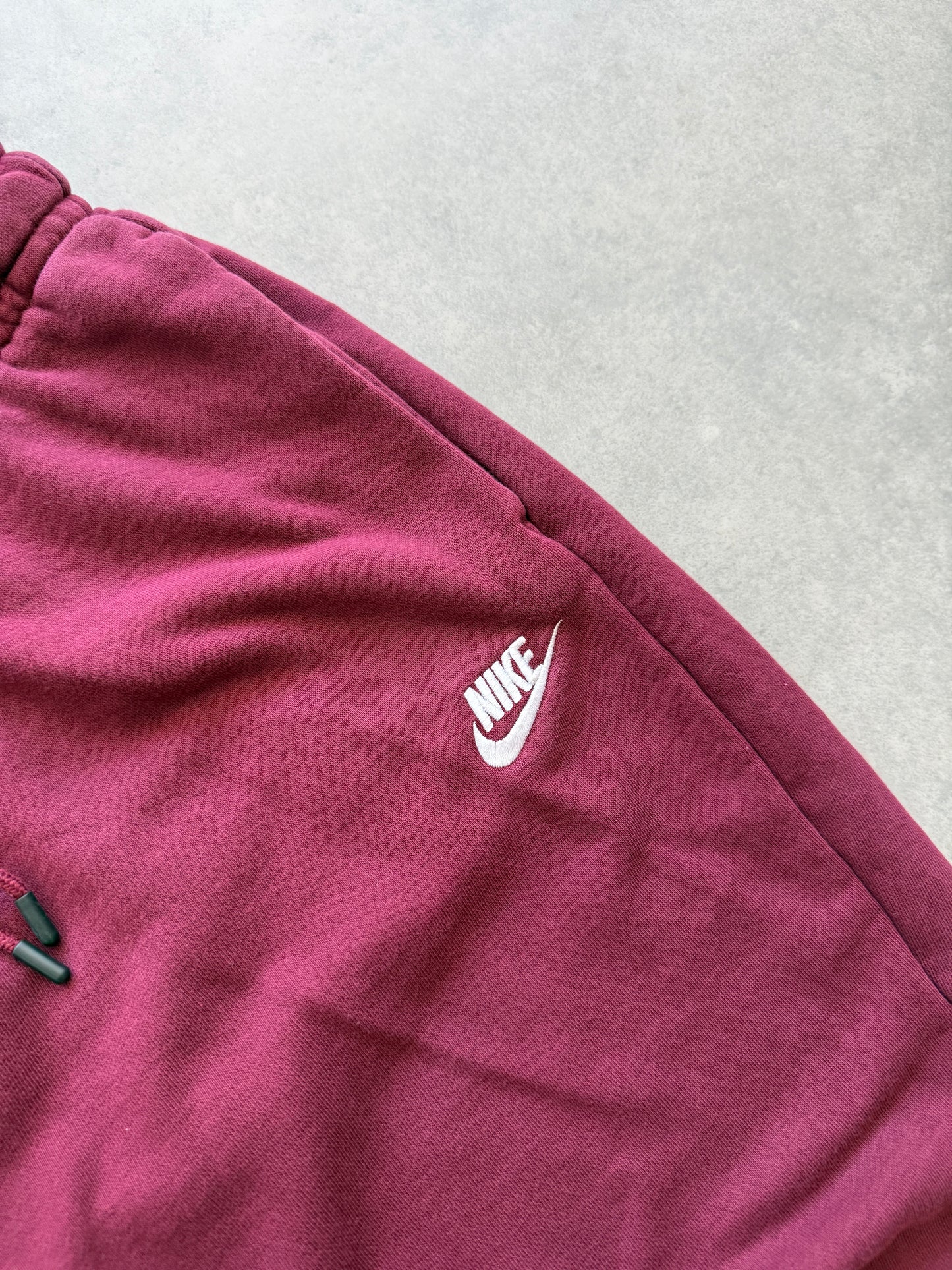 Nike ženska basic bordo trenerka (L)