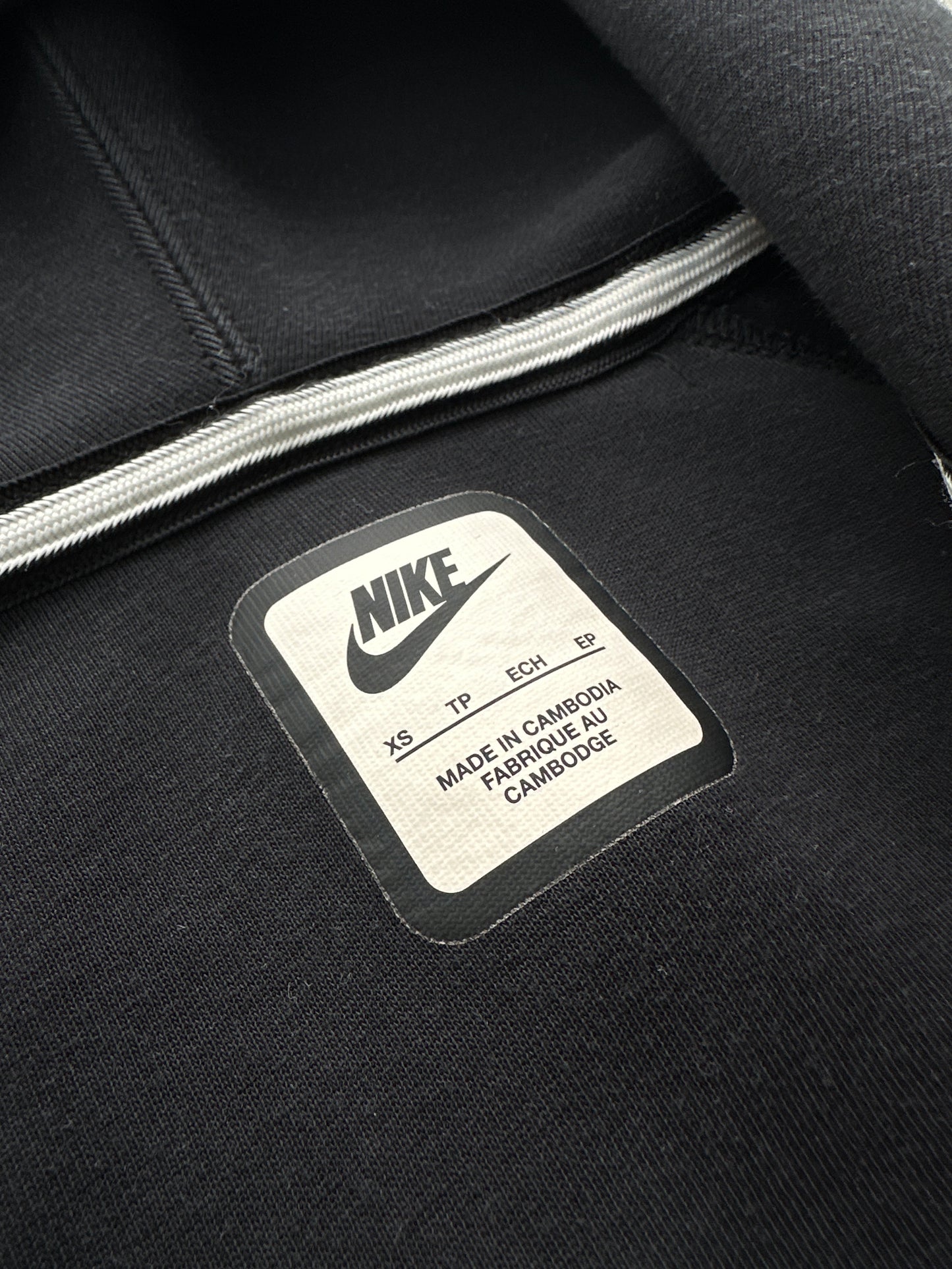 Nike Tech Fleece ženska dukserica (XS)