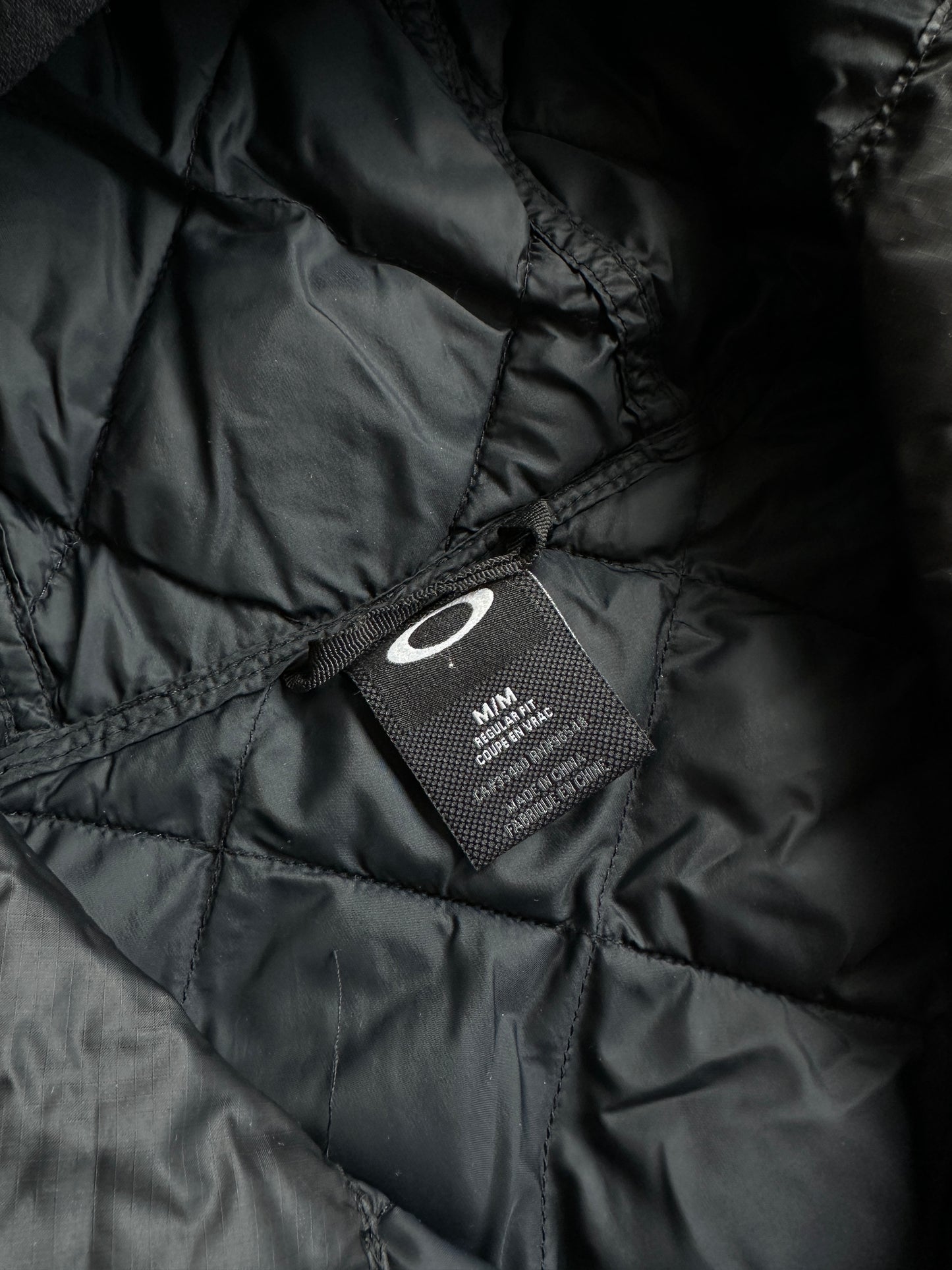 Oakley muška tanja puffer jakna (M)