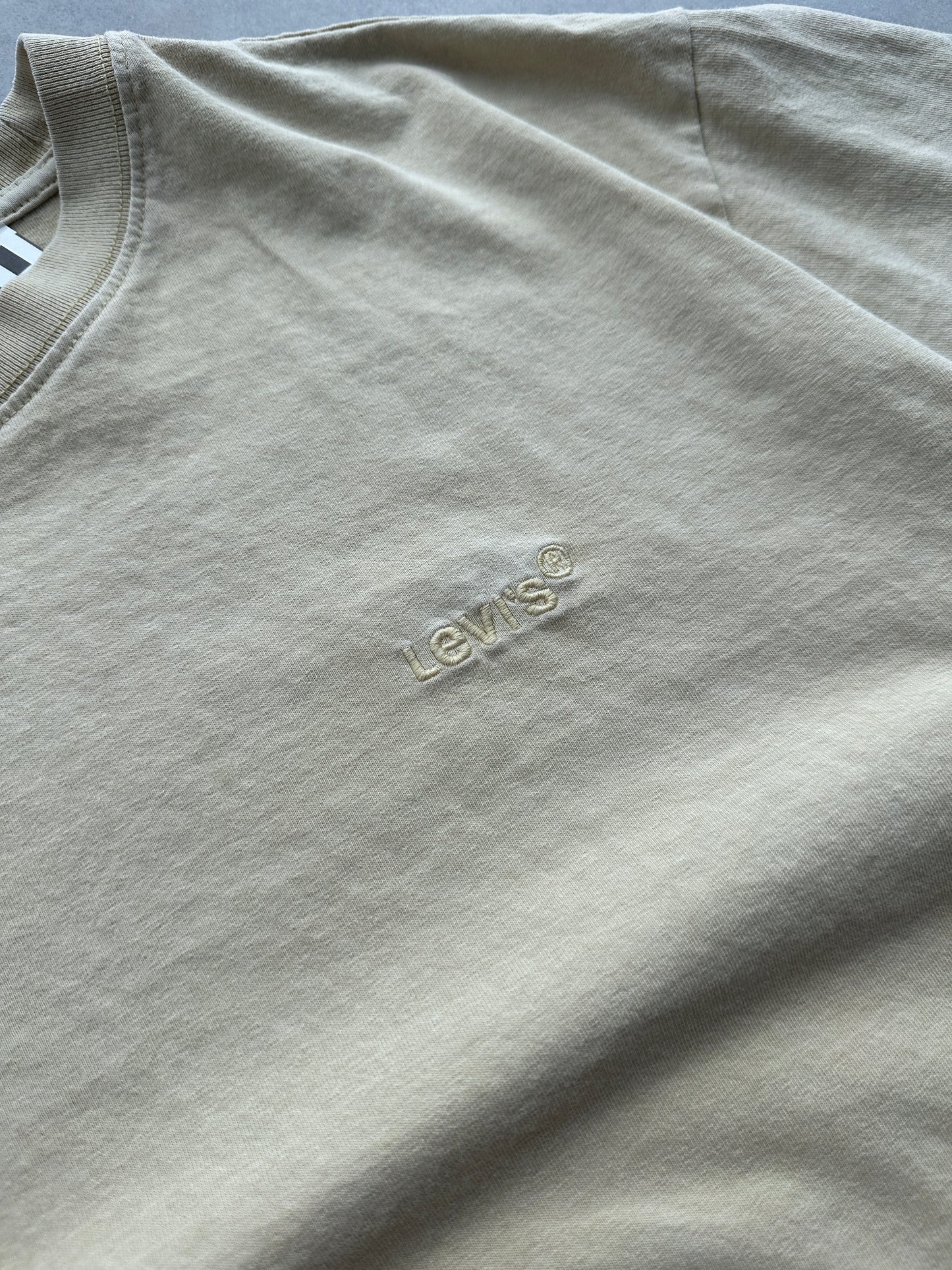 Levis muška zuta baggy majica (L)