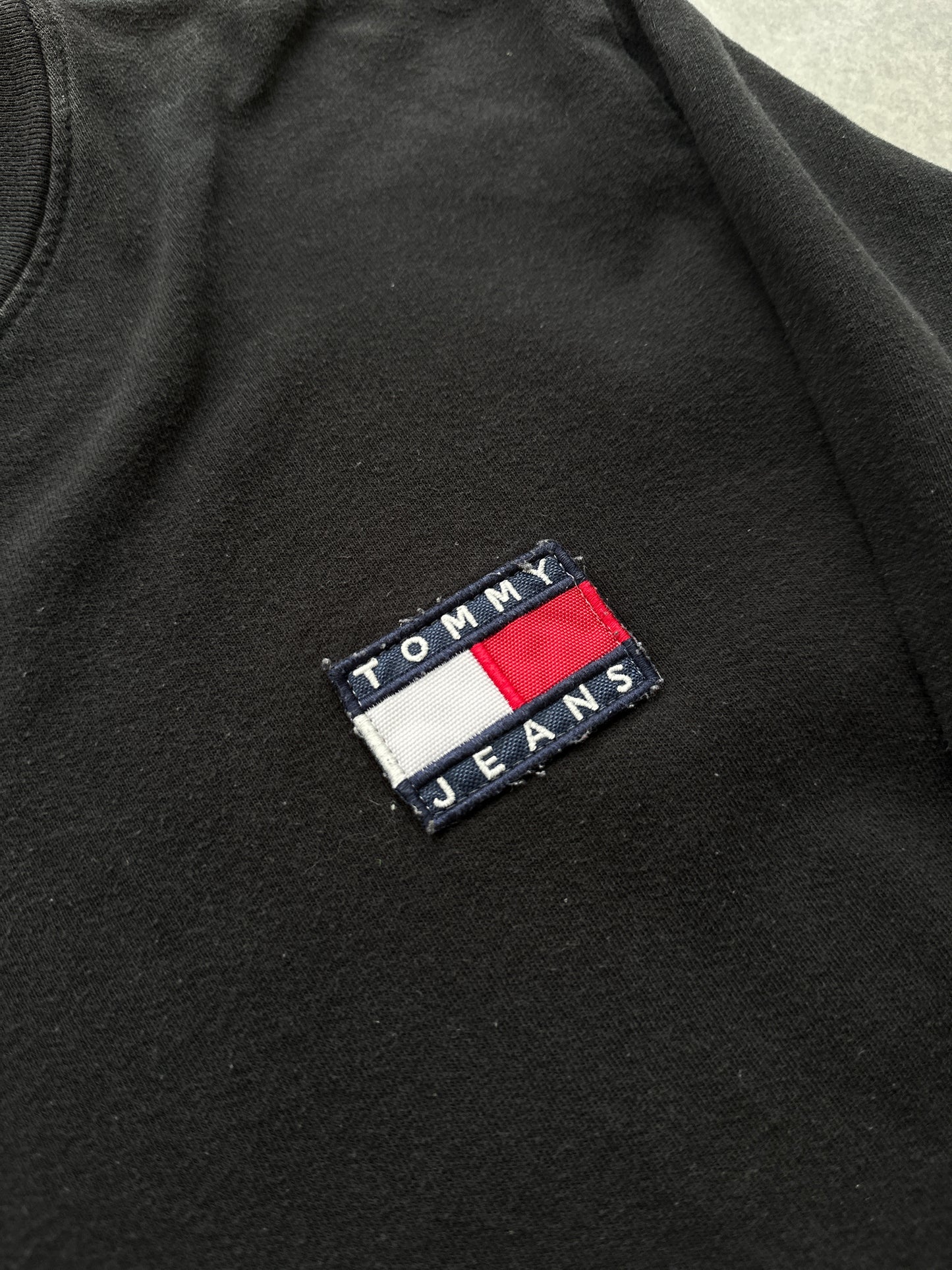 Tommy Jeans muška crna basic majica (M)