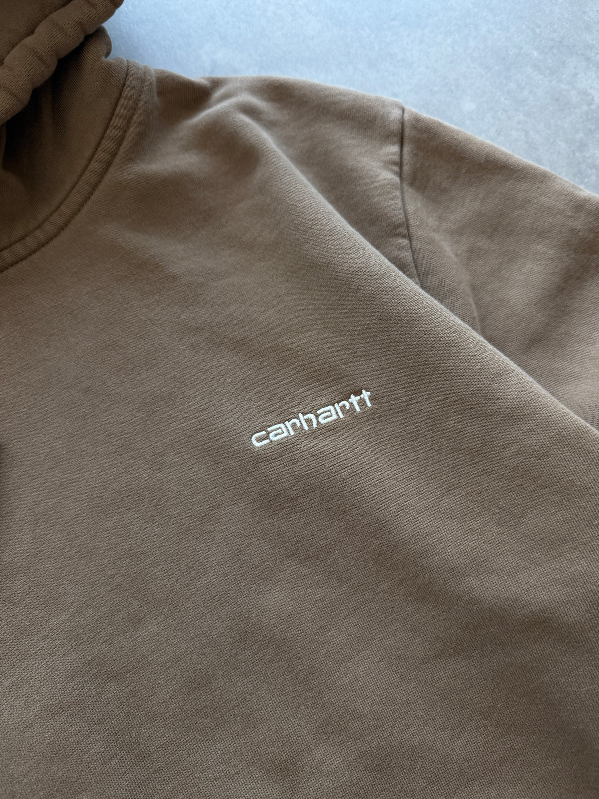 Carhartt muška basic smeđa dukserica (L)