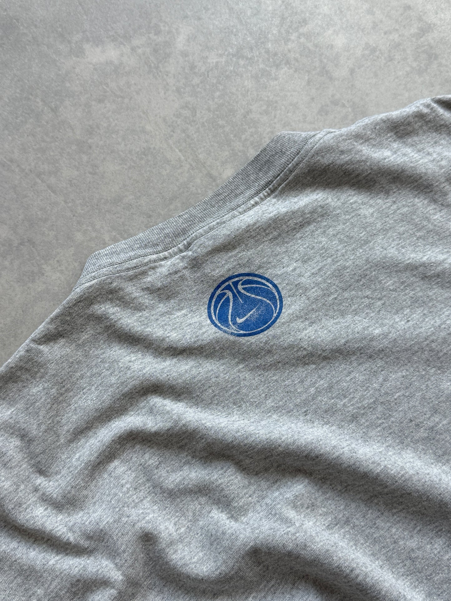 Nike x Kentucky Basketball muška siva baggy majica (L)