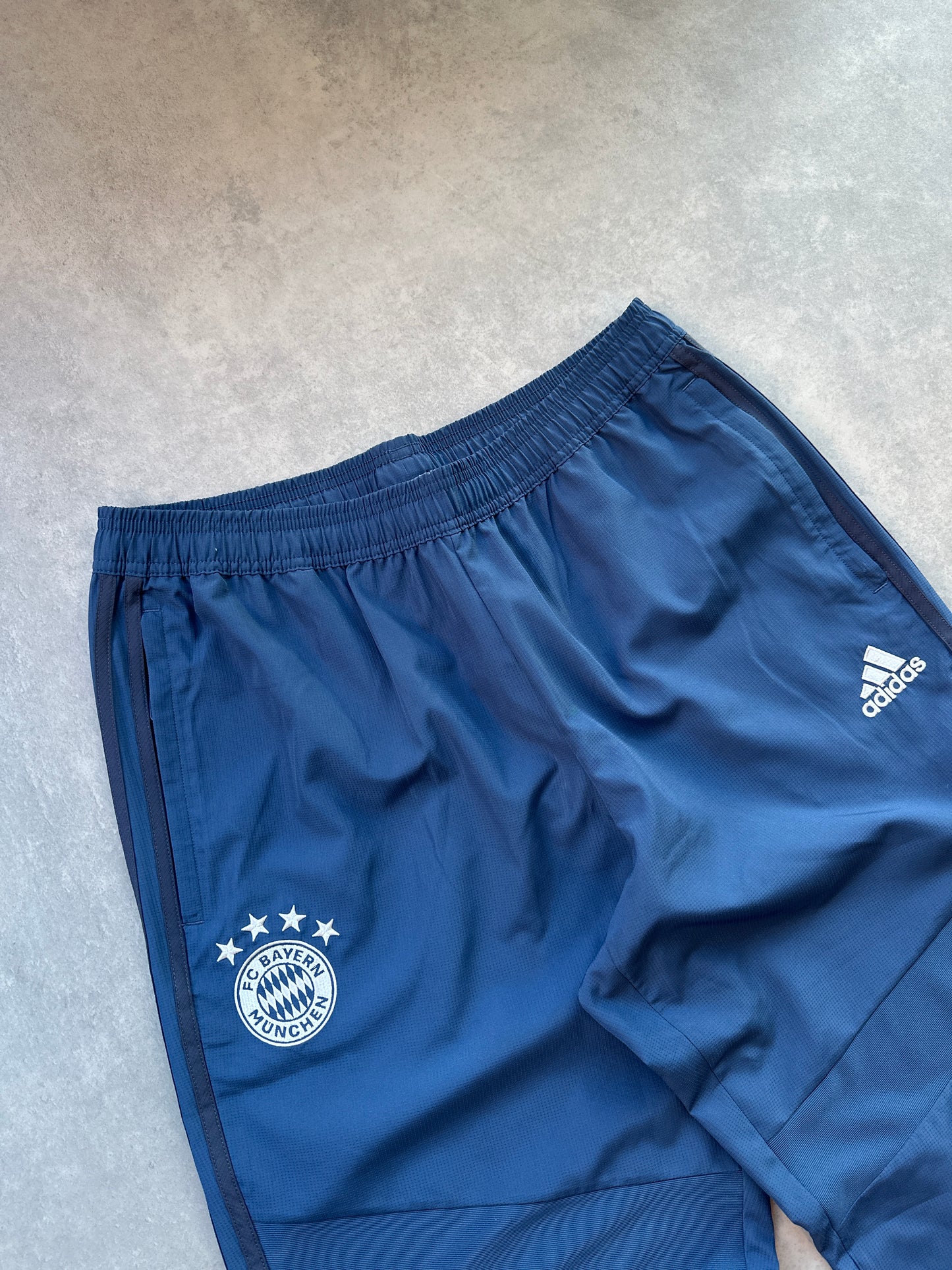 Adidas x Bayern Munchen muška sportska trenerka (L)