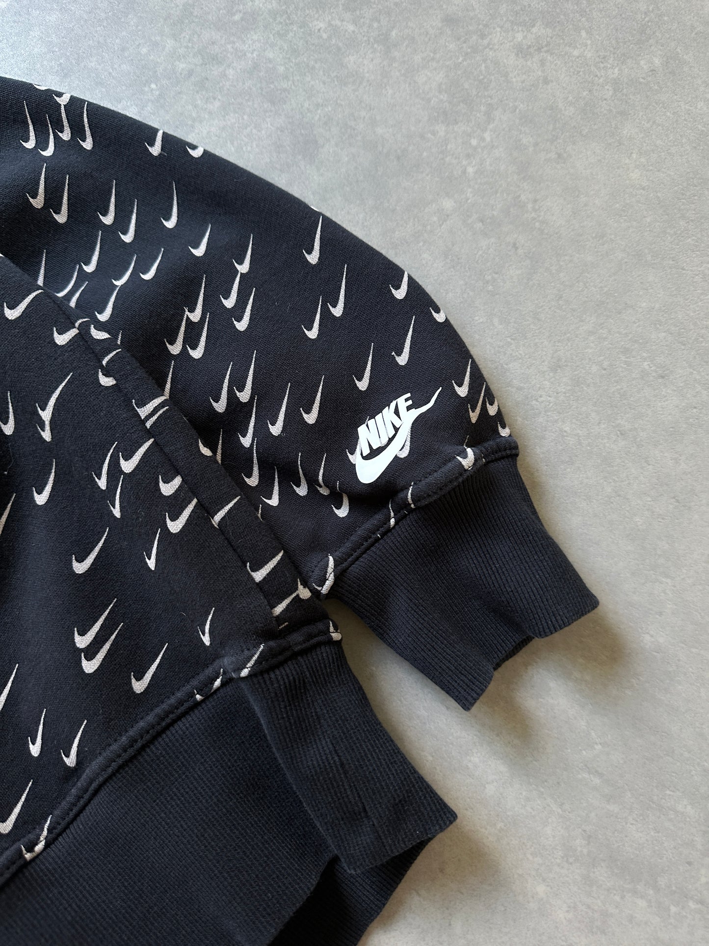 Nike ženska crna dukserica (L)