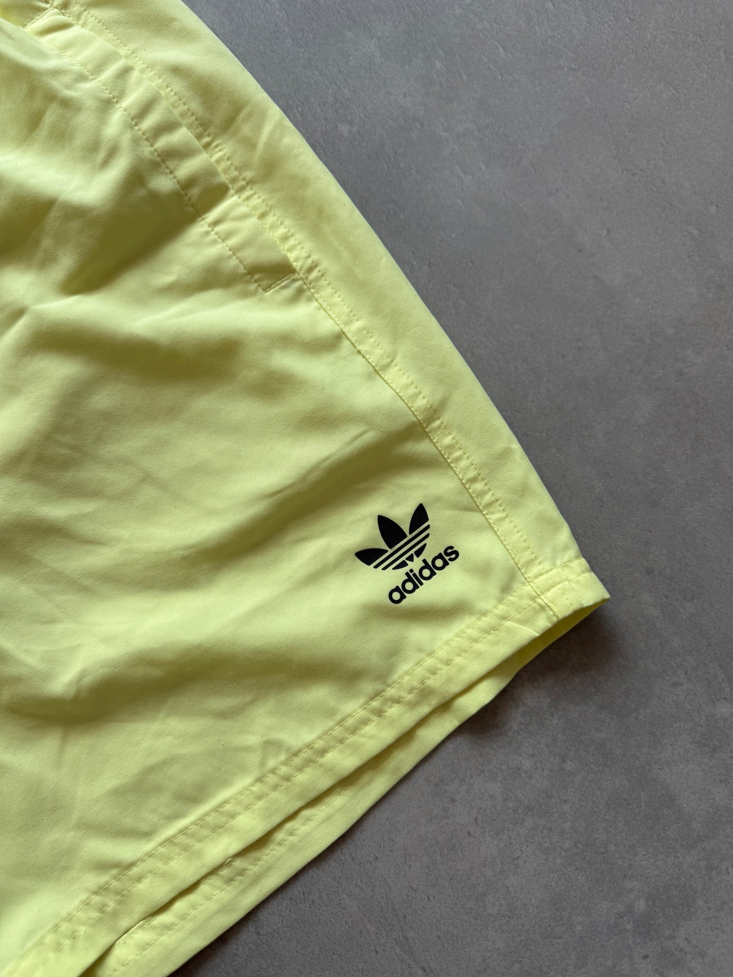 Adidas muški žuti šorc za kupanje (M)