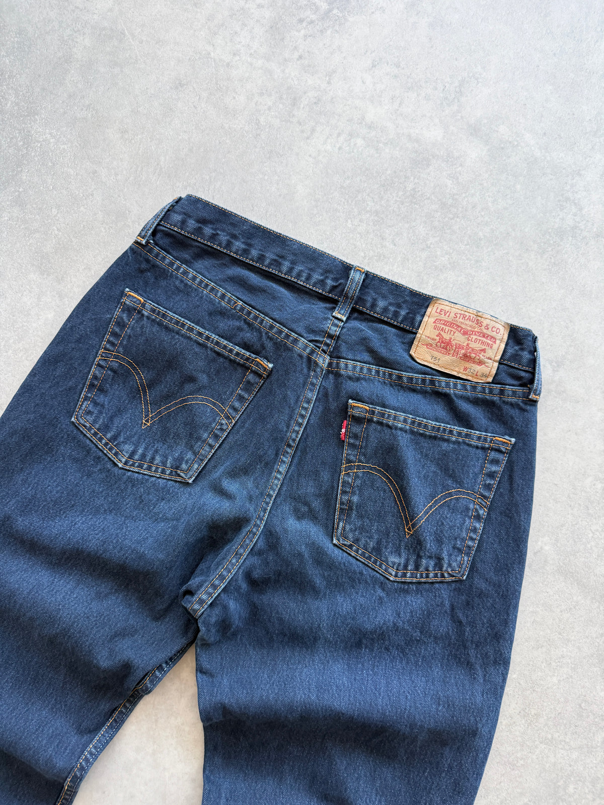 Levis 751 muške tamno plave farmerke (32x34)