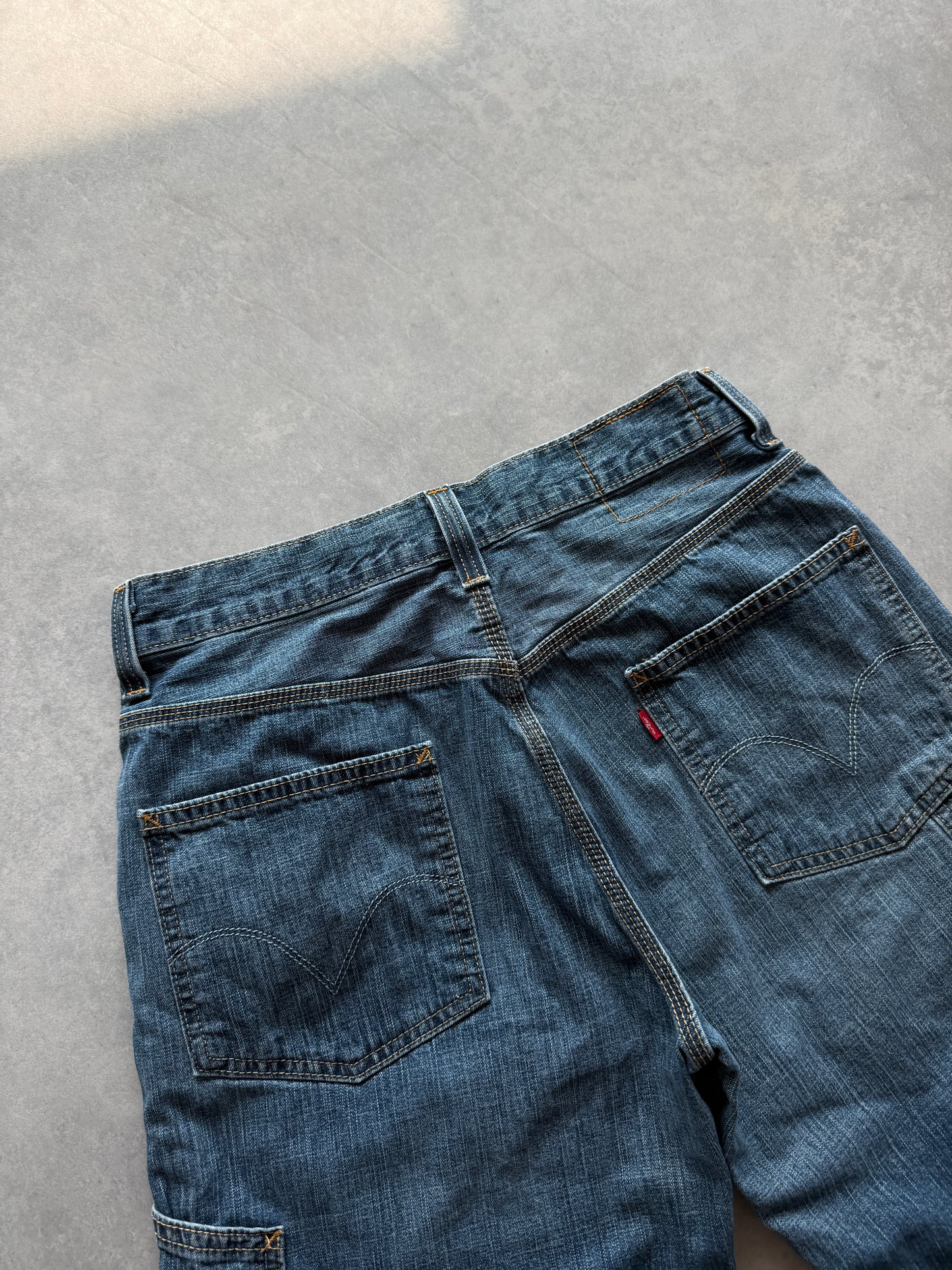 Levis Carpenter 2000s muški teksas šorc (S)