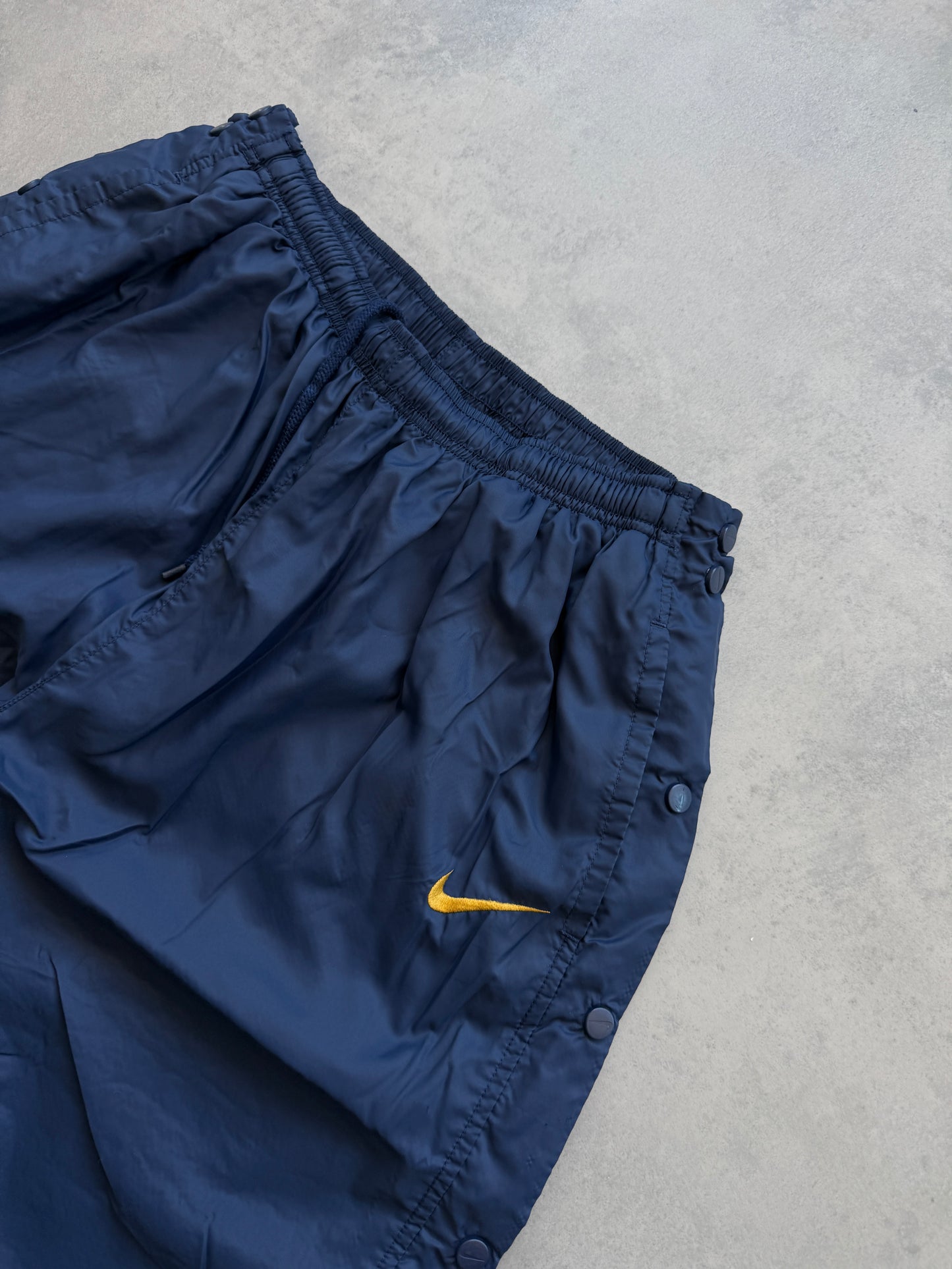 Nike 90s muška button down baggy šuškava trenerka (XL)