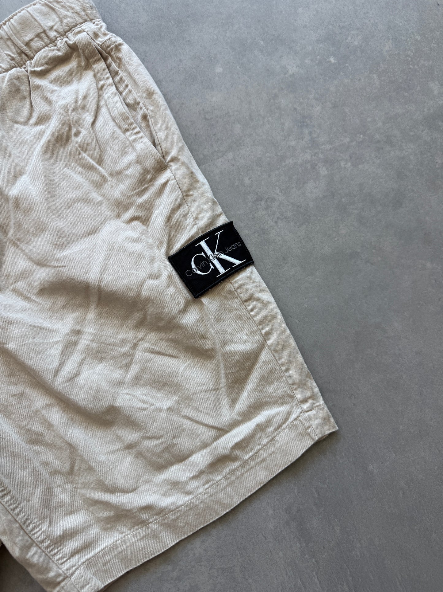 Calvin Klein muški bež šorc (L)