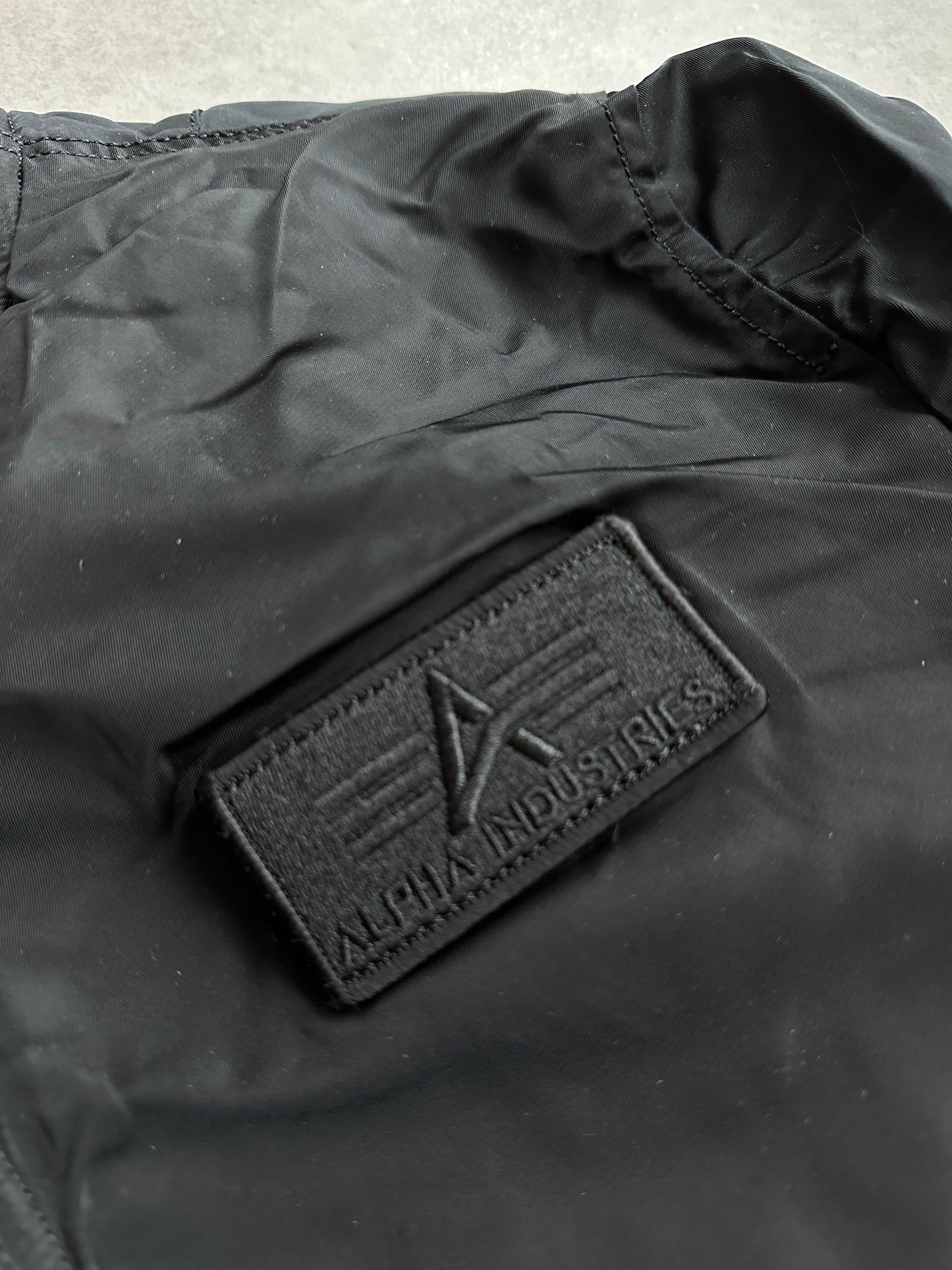 Alpha Industries muška crna bomber jakna (S)