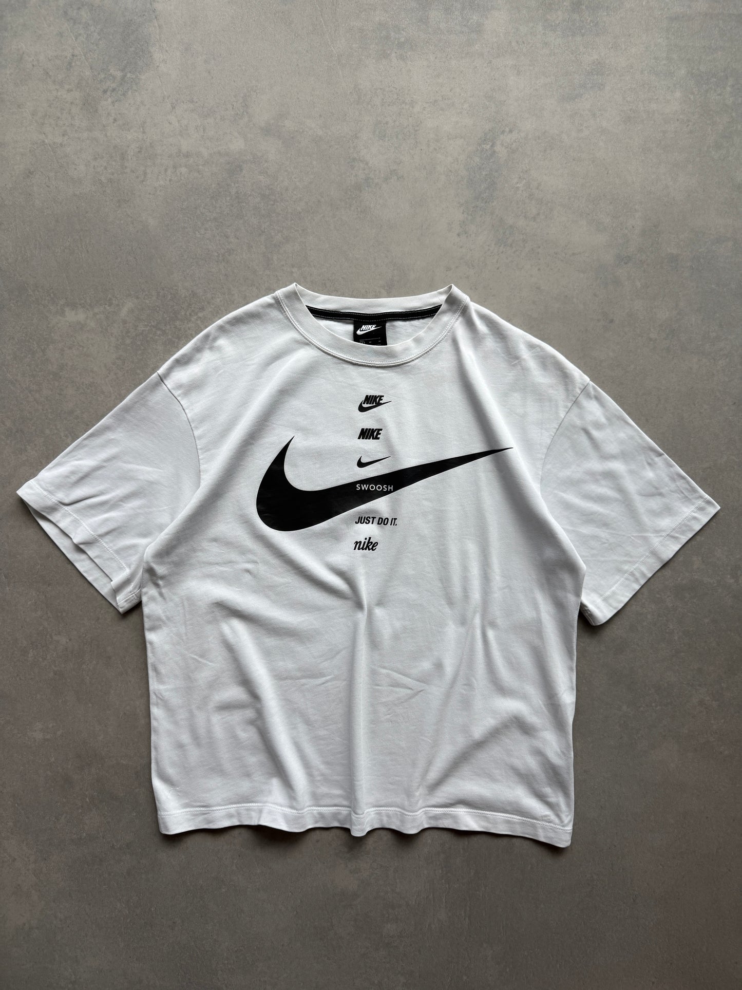 Nike NSW Swoosh ženska oversized majica (M)