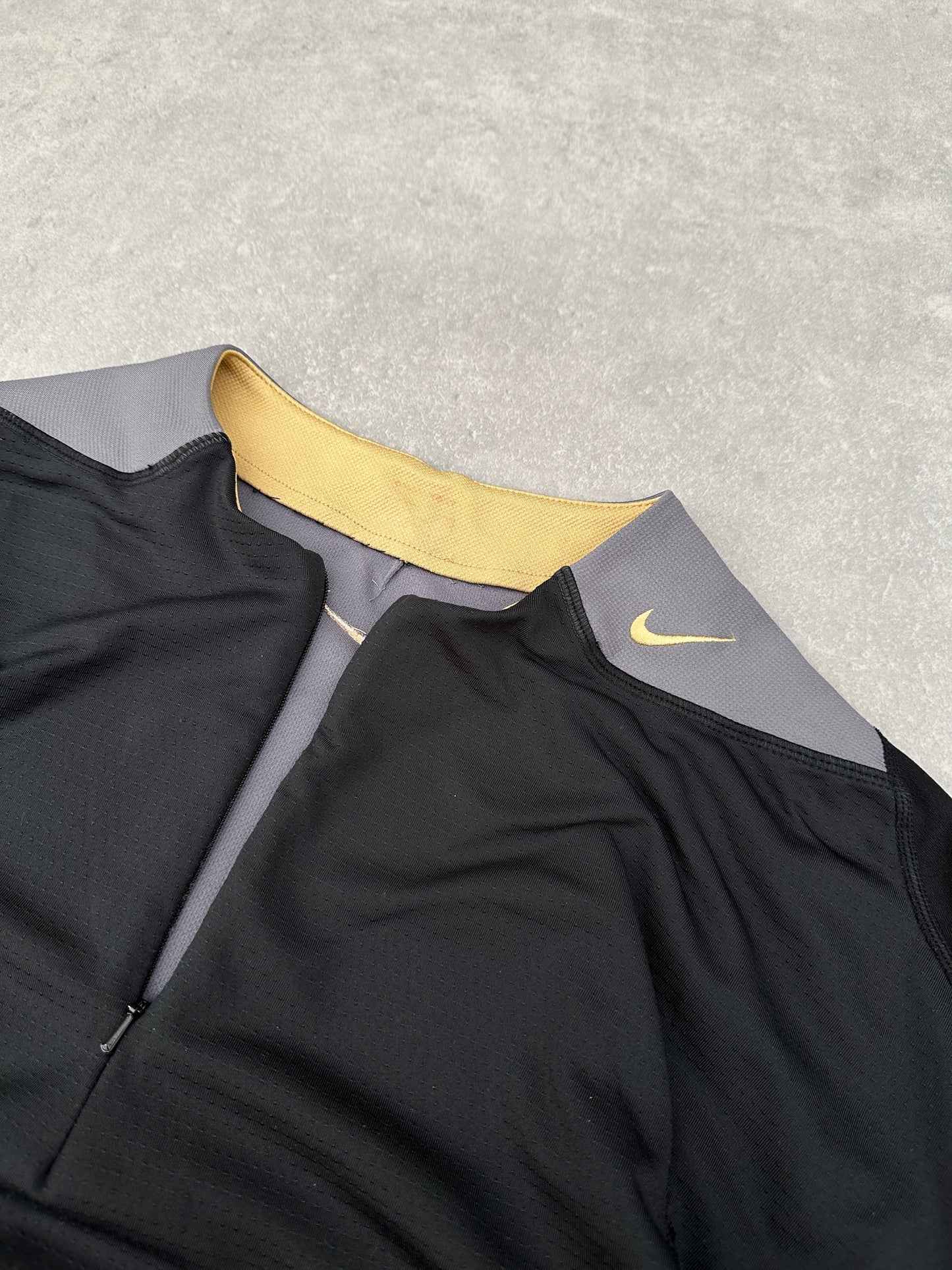 Nike 2000s muška 1/4 zip sportska majica (M)