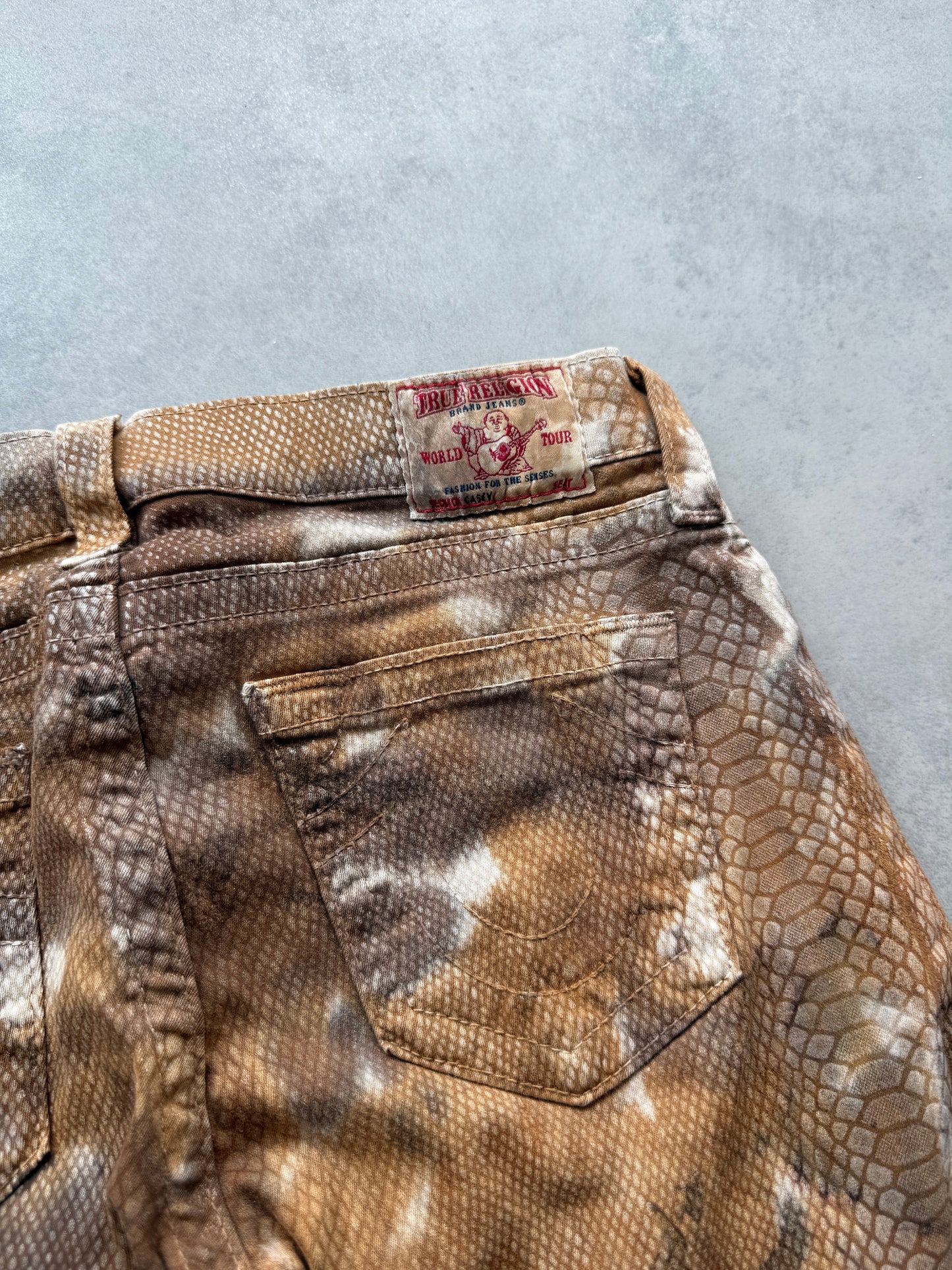 True Religion snake print ženske slim fit Y2K hlace (S)