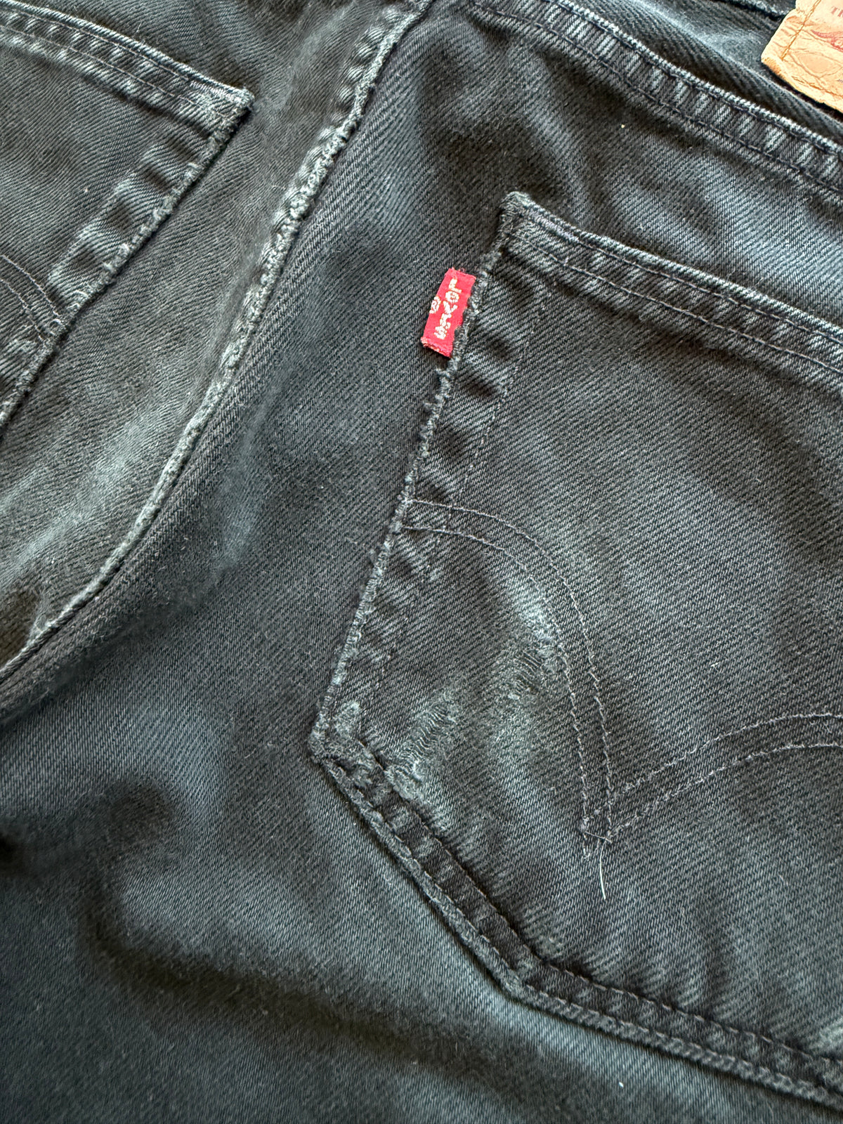 Levis 506 muške crne farmerke (33x32)