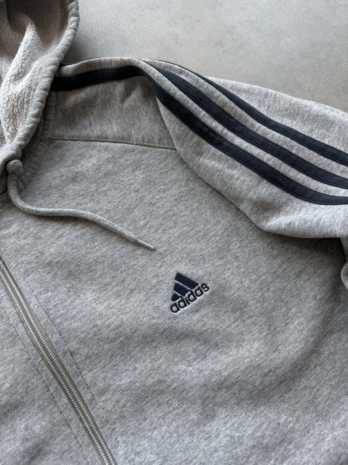 Adidas 00s muška basic zip up dukserica (L)